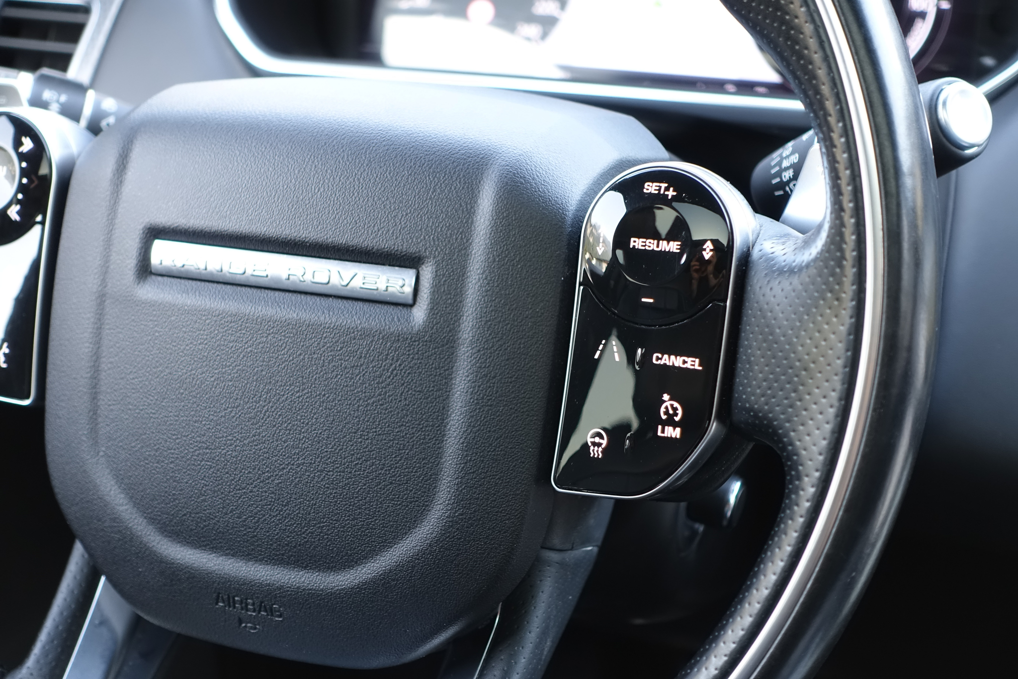 listing desktop thumbnail image 18