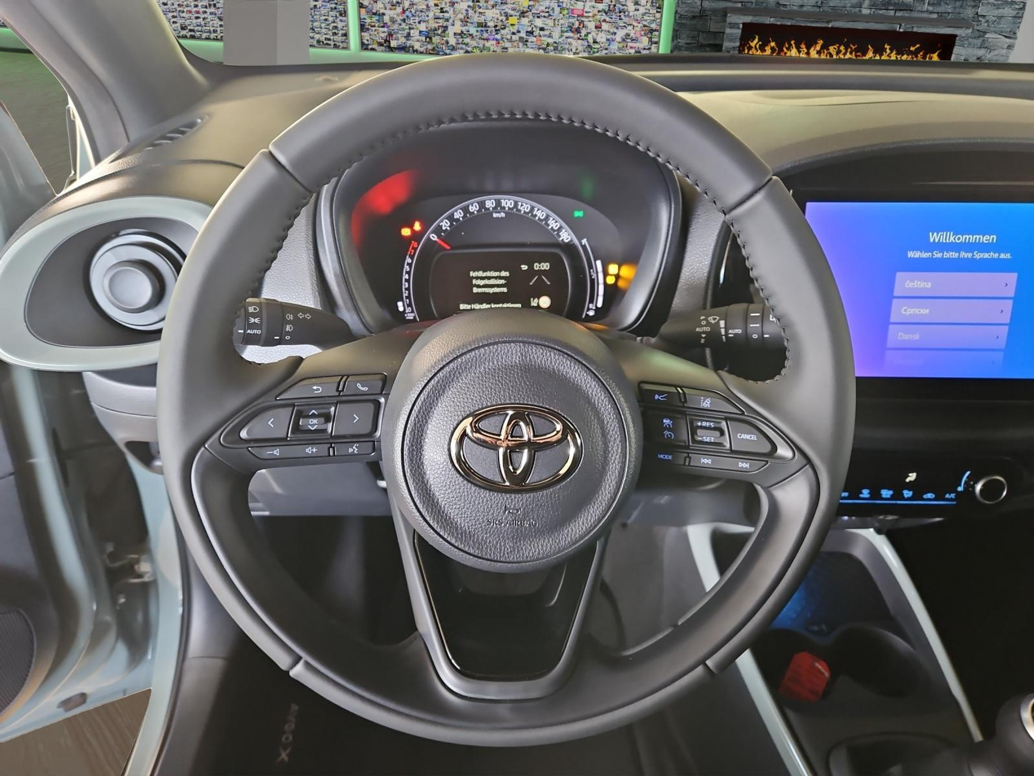 listing desktop thumbnail image 10