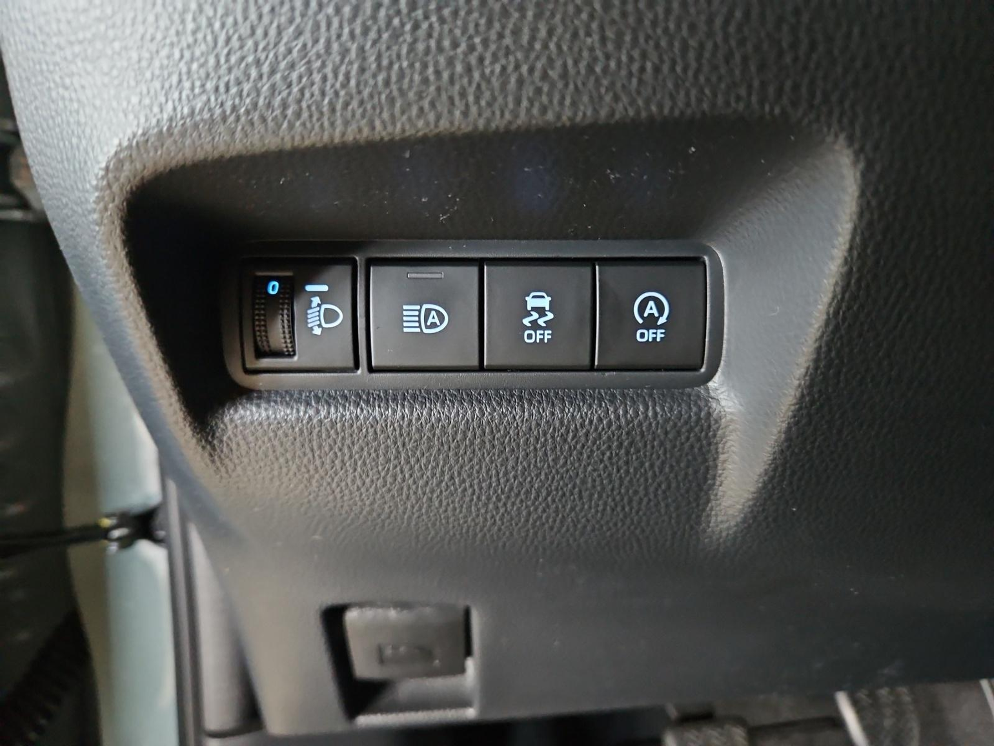 listing desktop thumbnail image 18