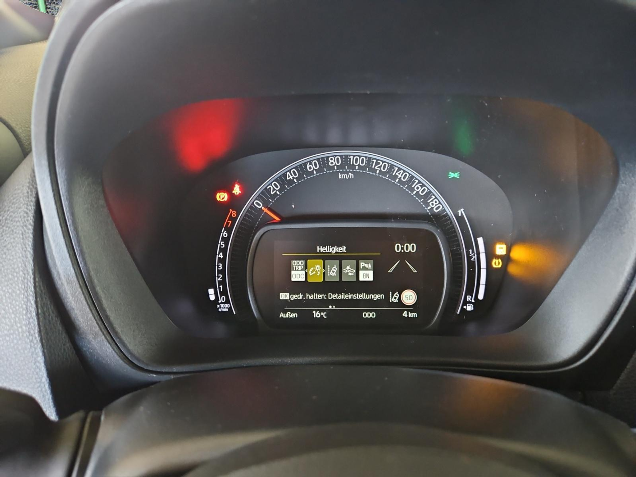 listing desktop thumbnail image 11