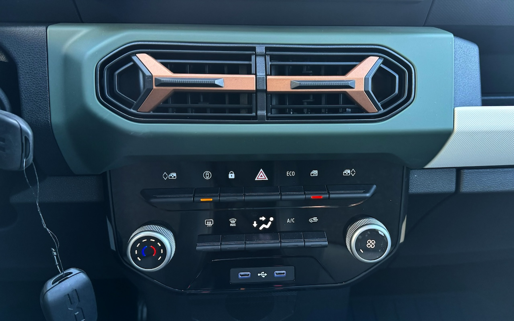 listing desktop thumbnail image 23