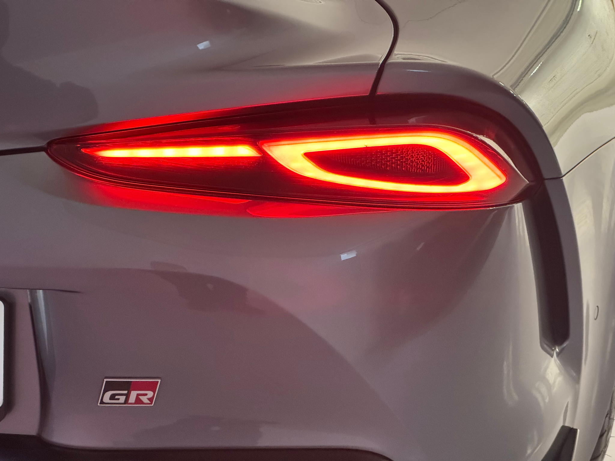 listing desktop thumbnail image 13