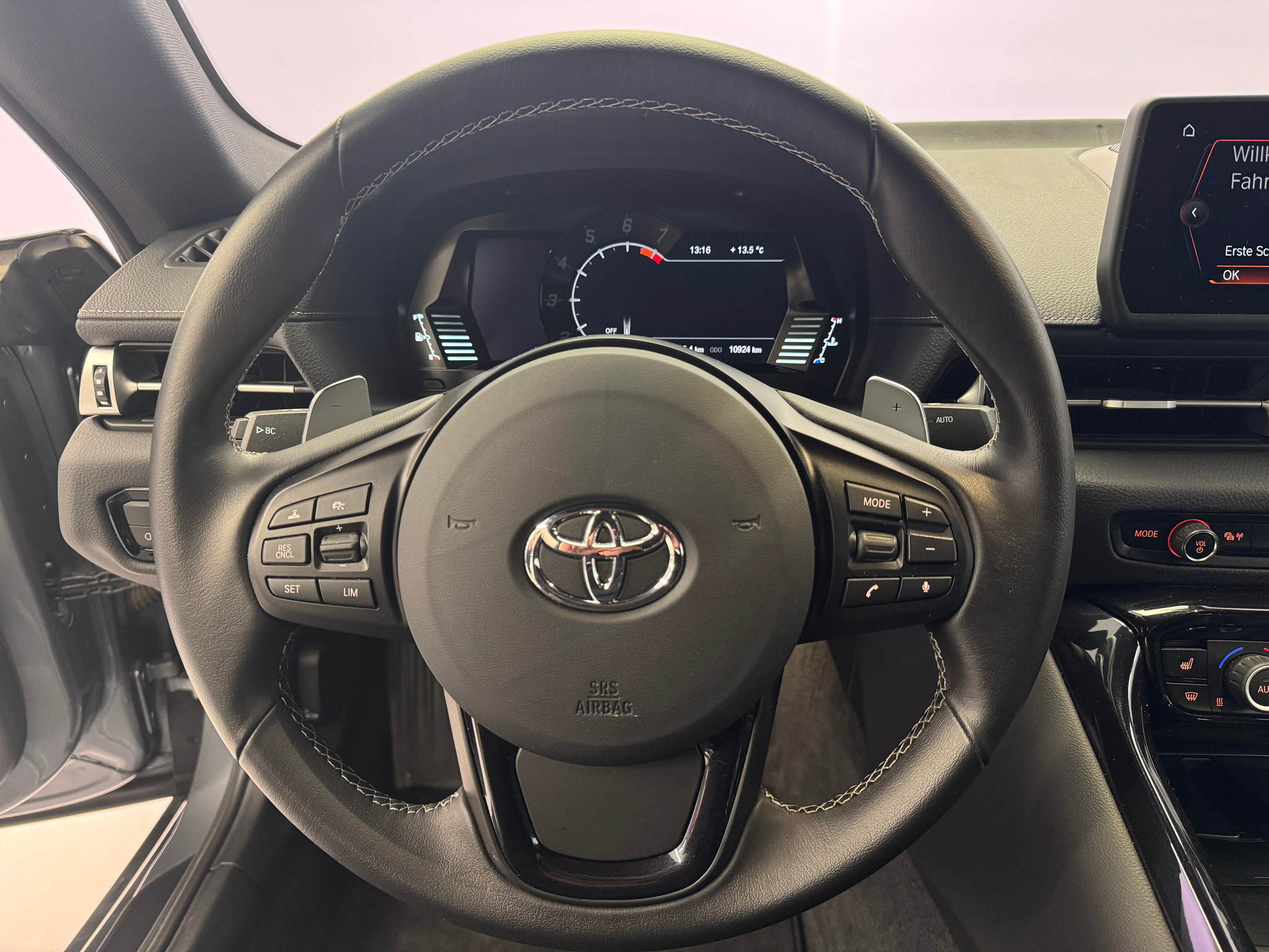 listing desktop thumbnail image 11