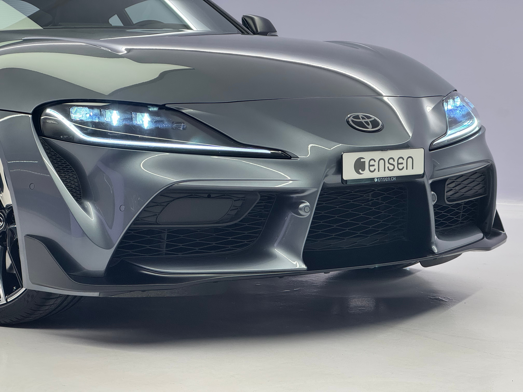 listing desktop thumbnail image 15