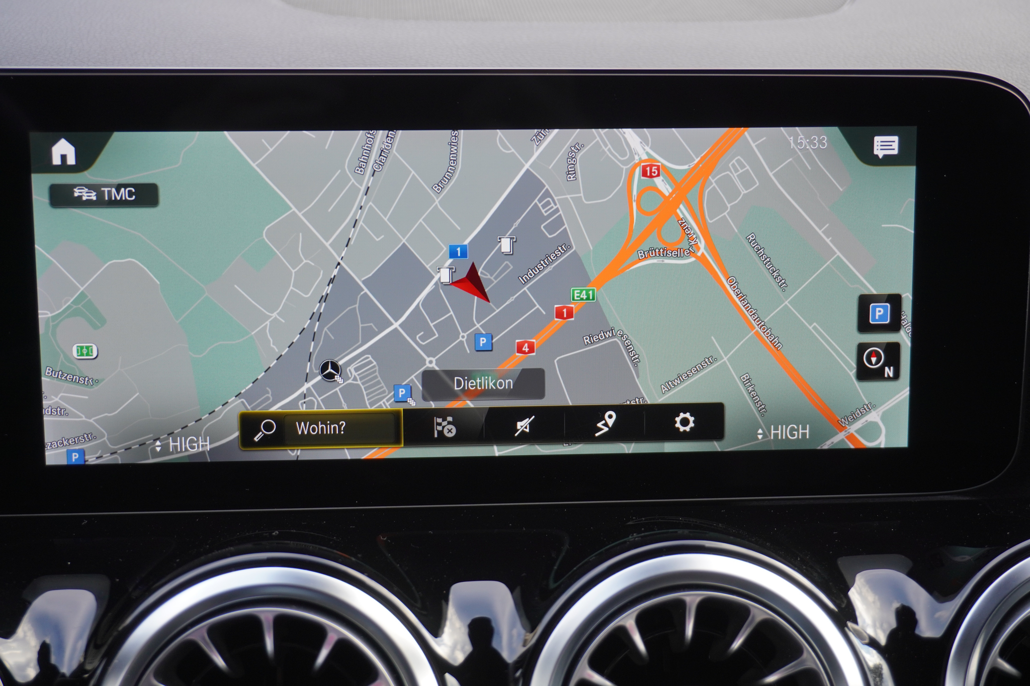 listing desktop thumbnail image 16