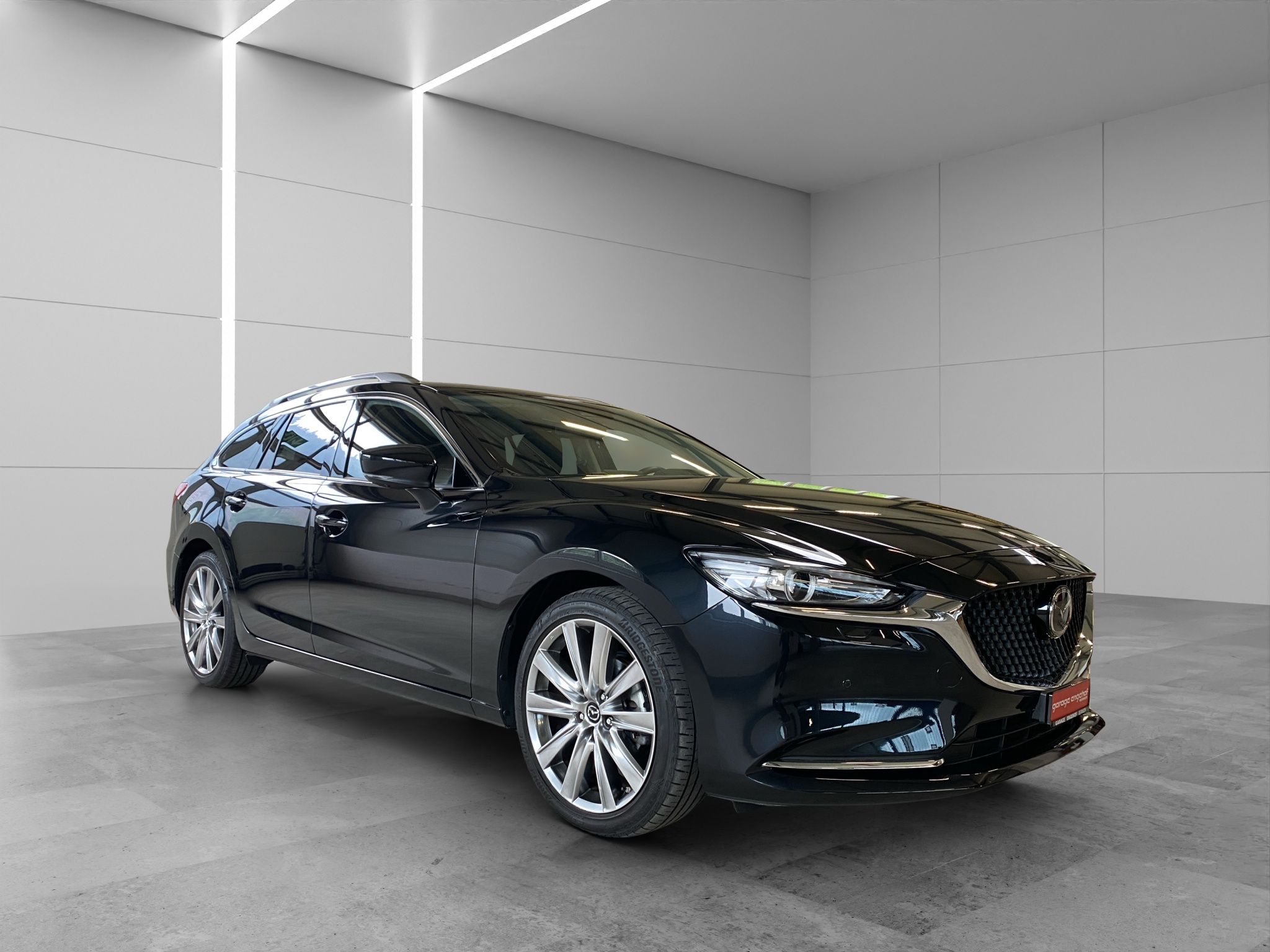 listing desktop thumbnail image 9