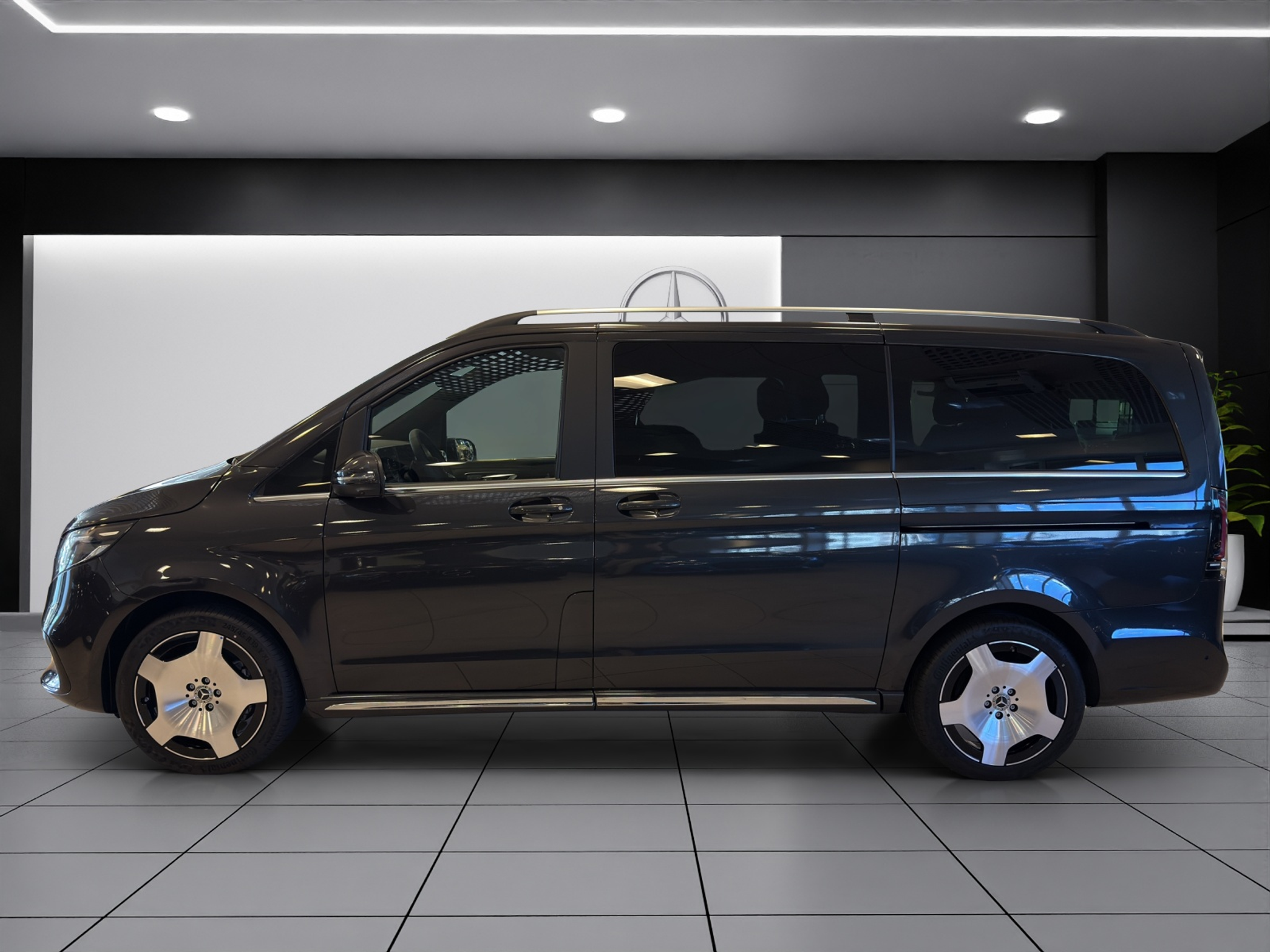 listing desktop thumbnail image 2