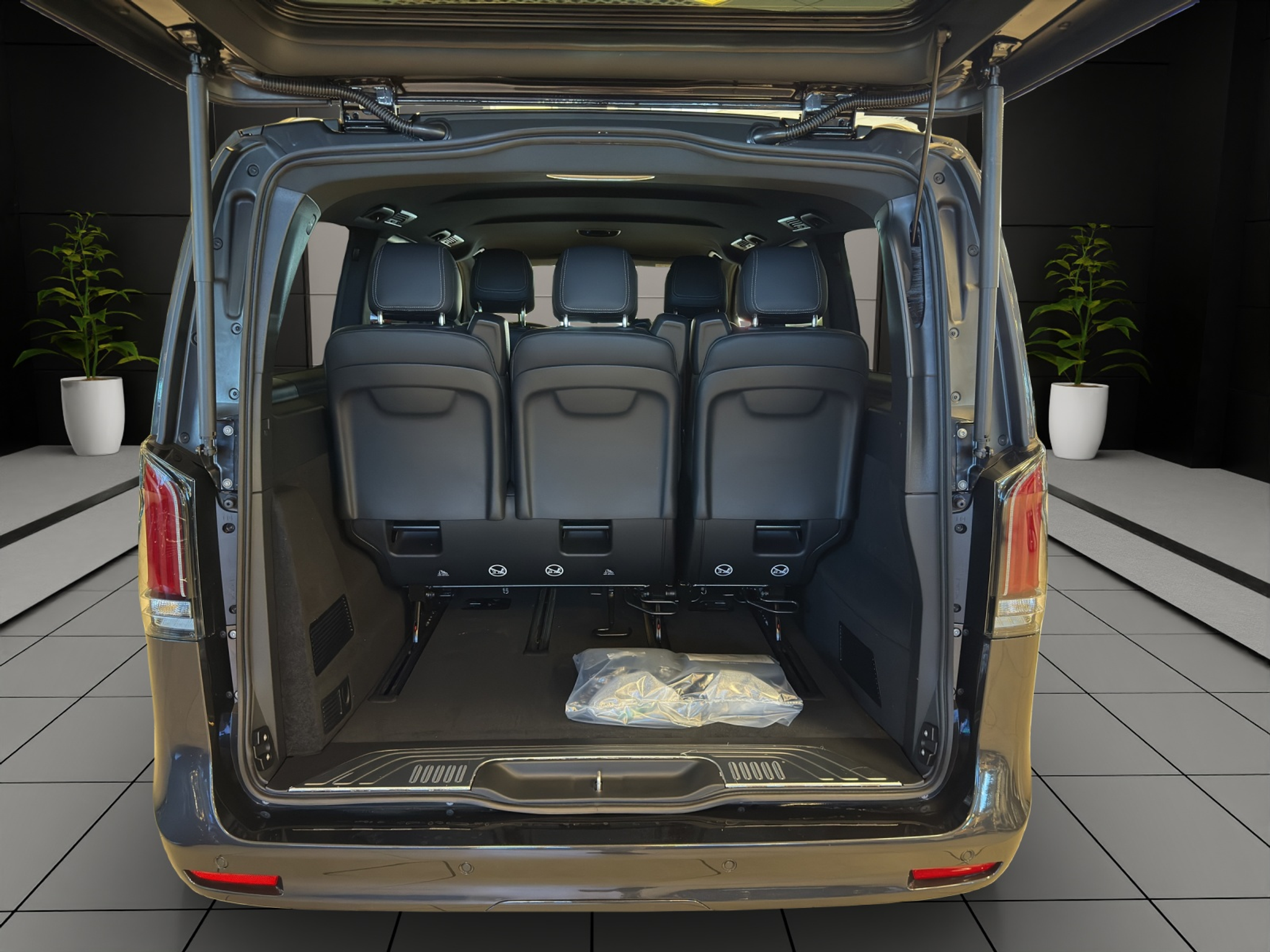 listing desktop thumbnail image 6