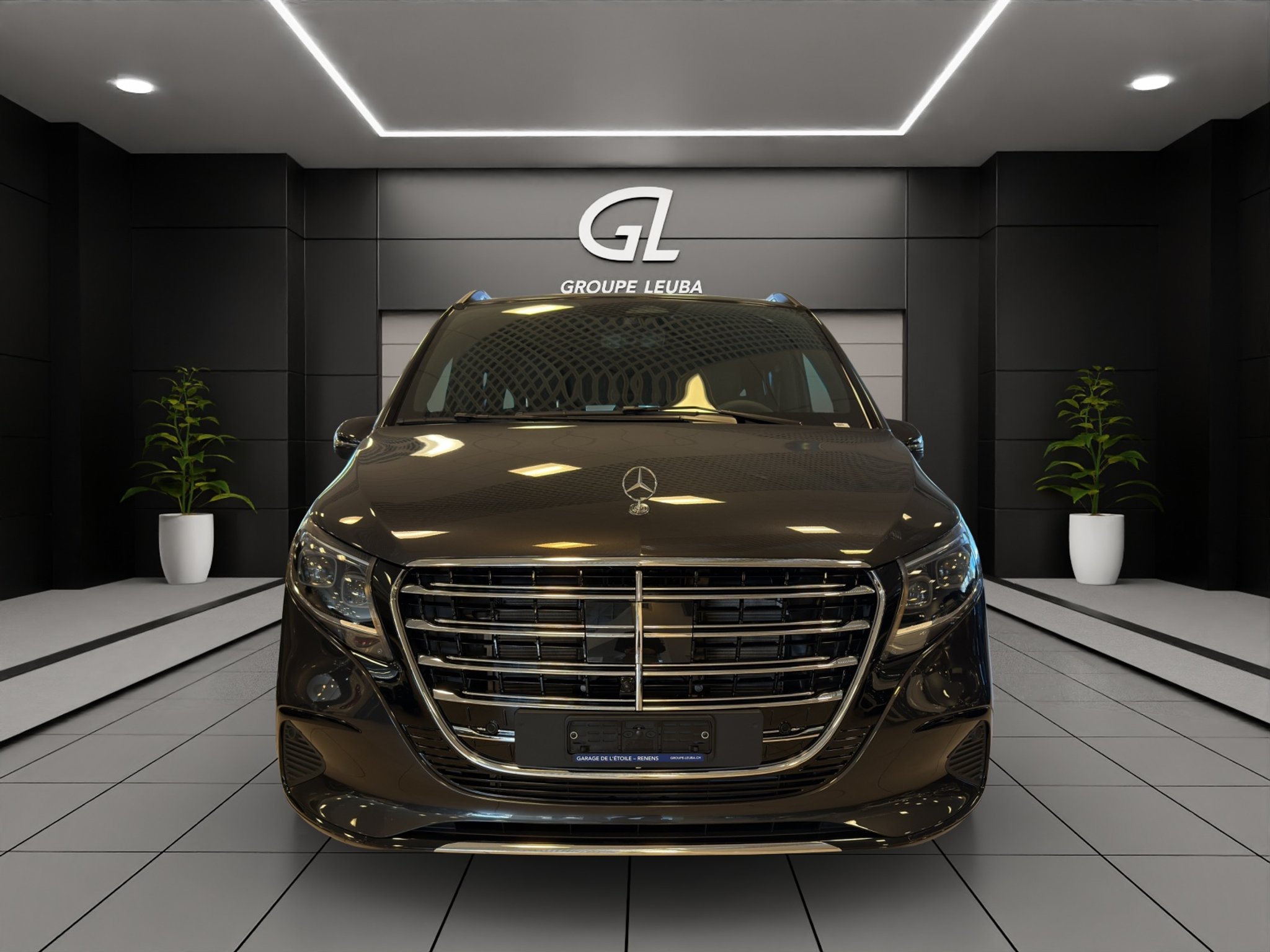 listing desktop thumbnail image 1