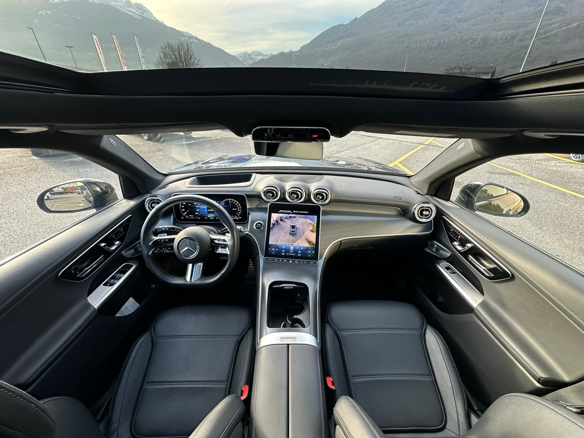 listing desktop thumbnail image 8