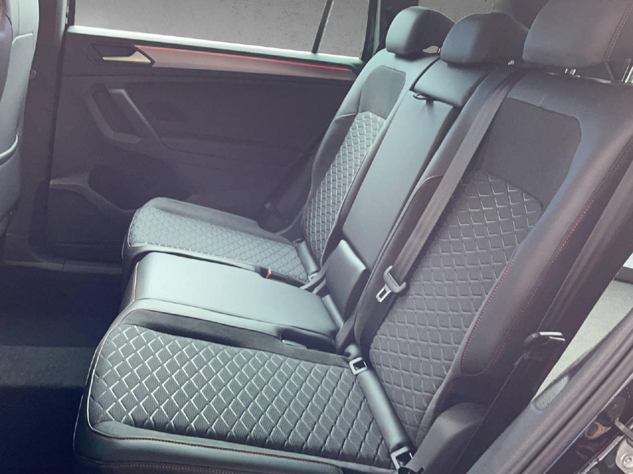 listing desktop thumbnail image 10