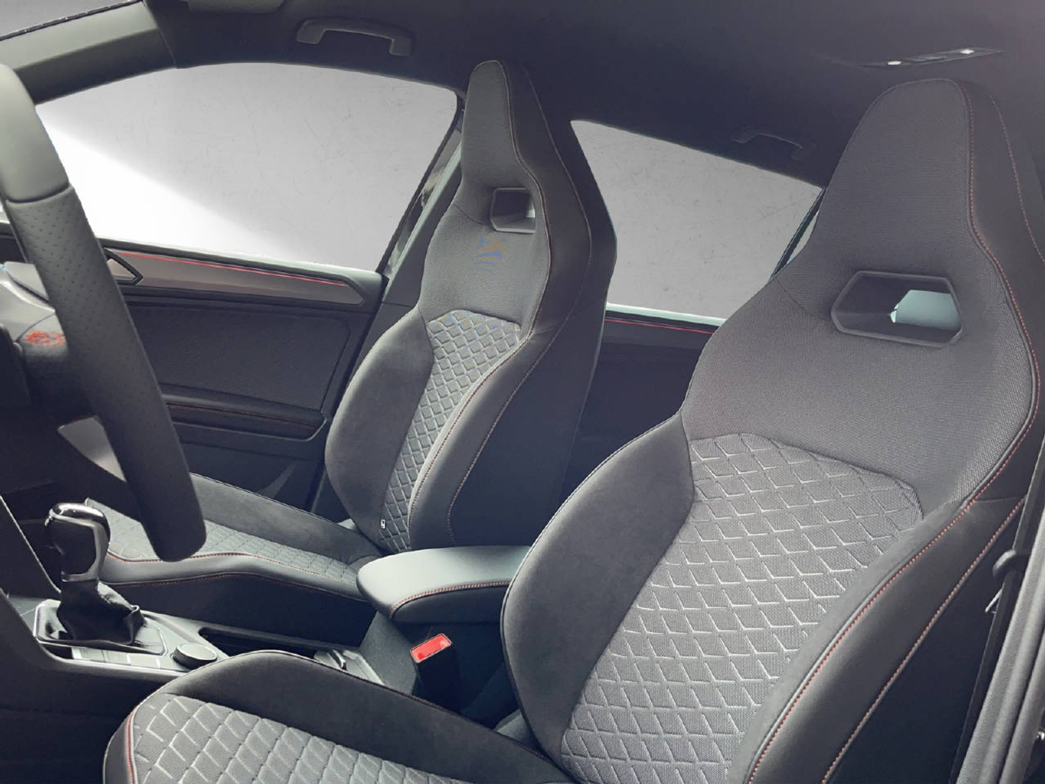 listing desktop thumbnail image 15