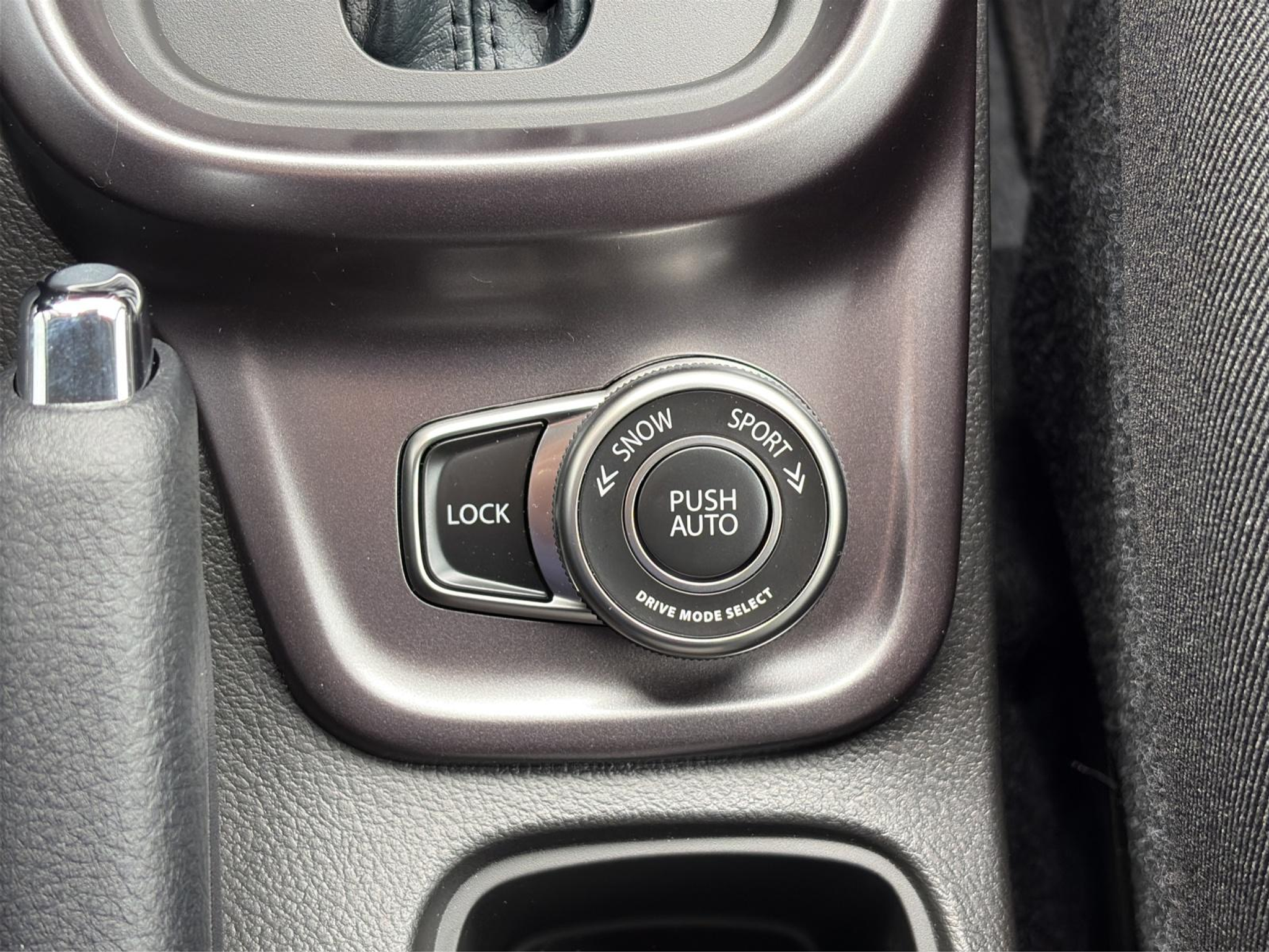 listing desktop thumbnail image 14