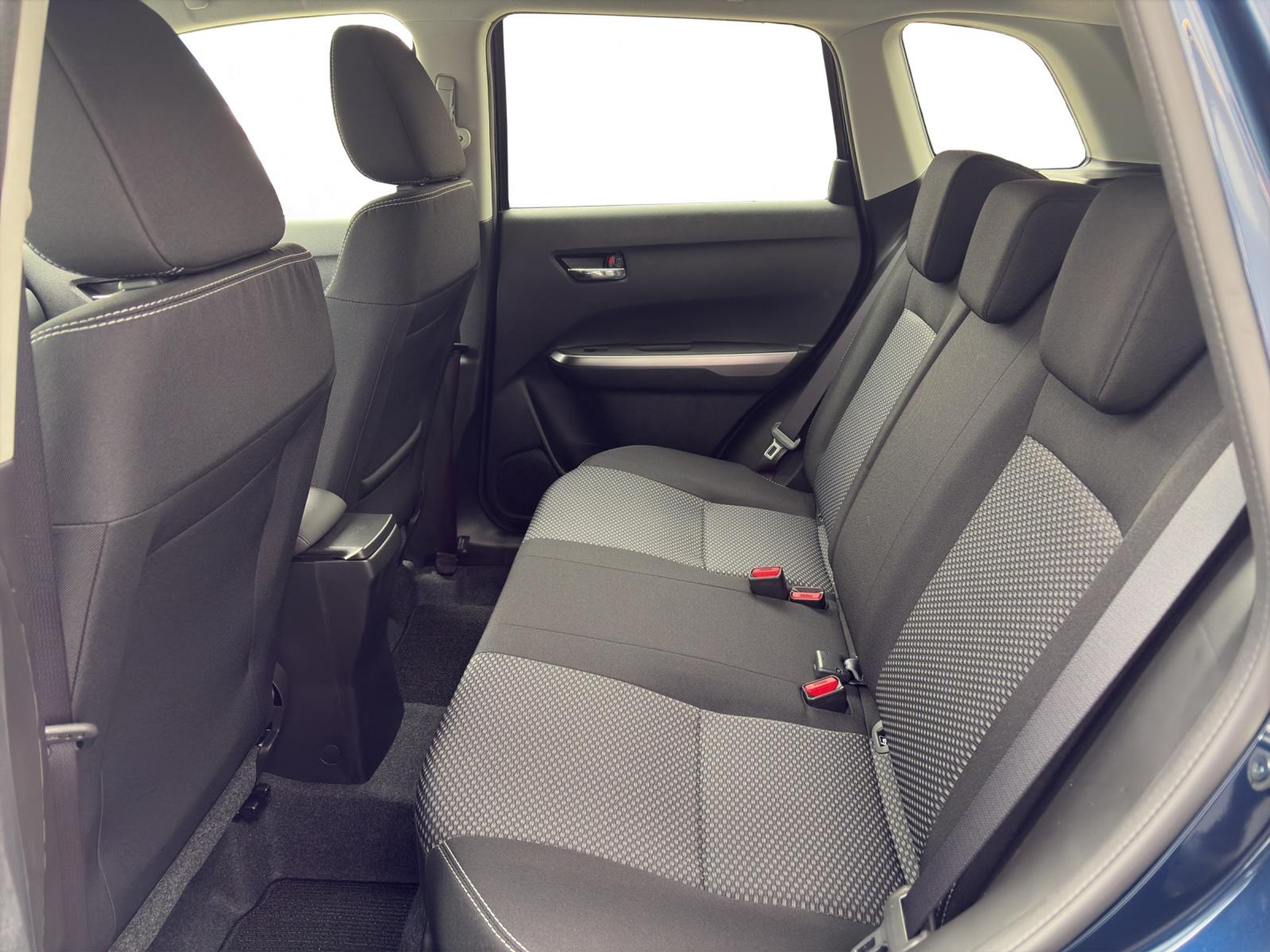 listing desktop thumbnail image 13