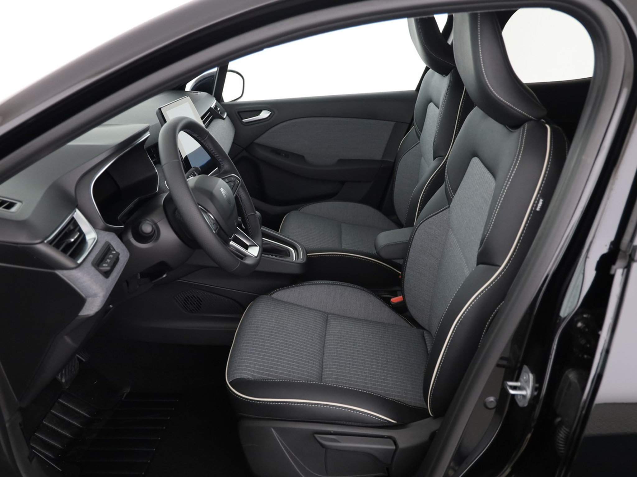 listing desktop thumbnail image 5