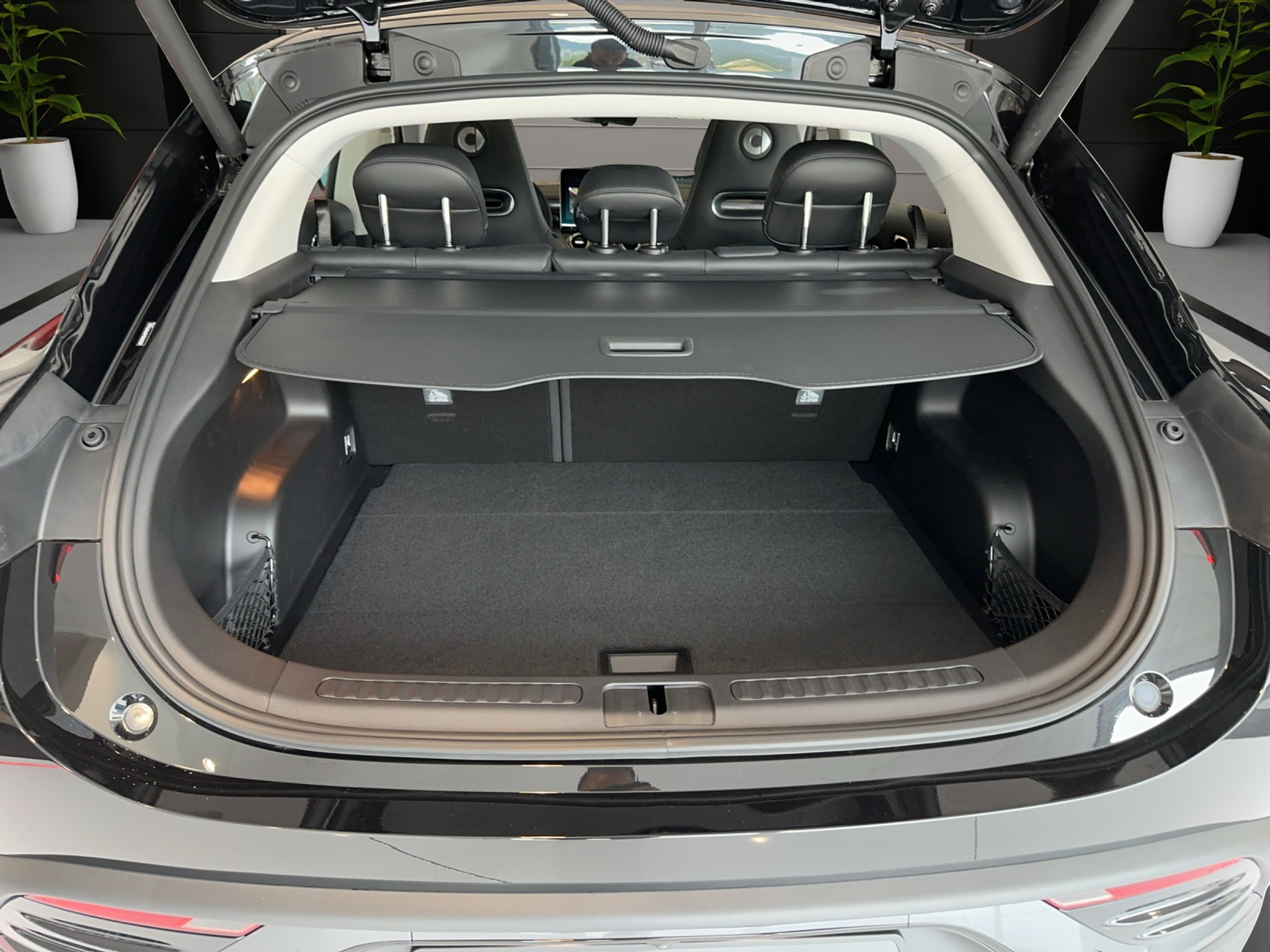 listing desktop thumbnail image 13