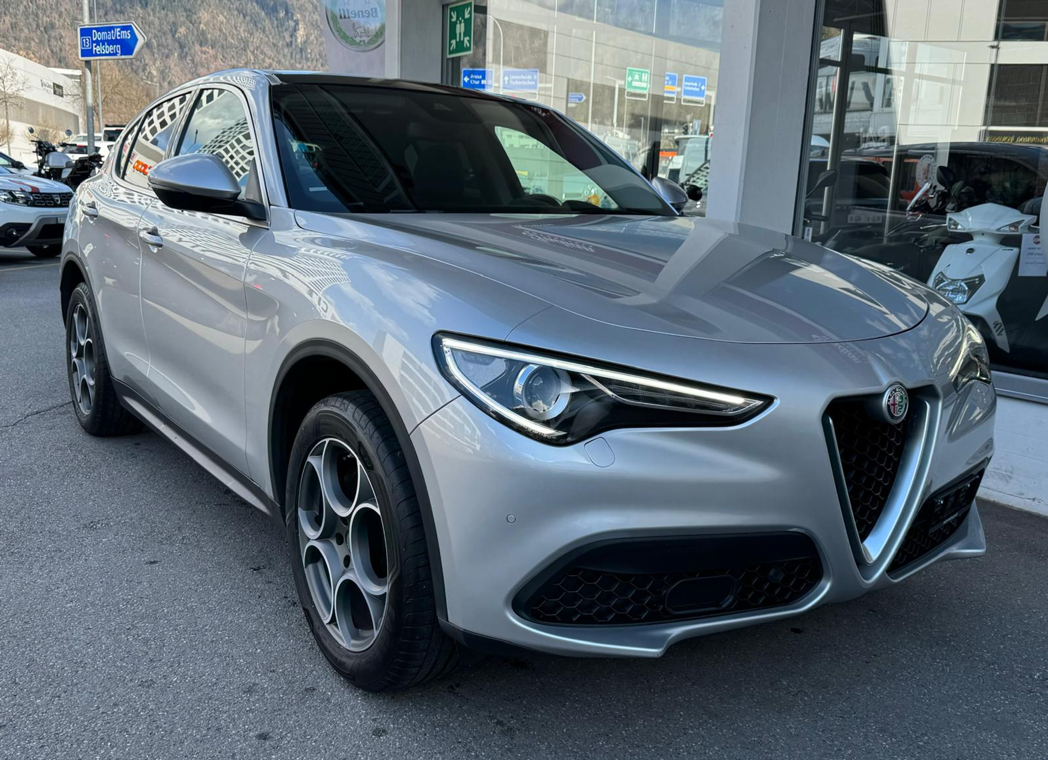 car-image-0