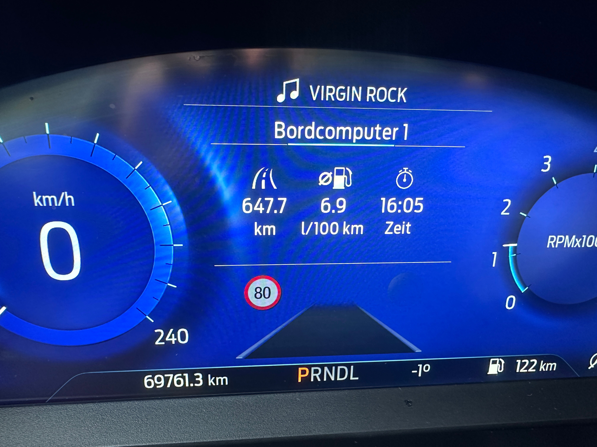 listing desktop thumbnail image 8