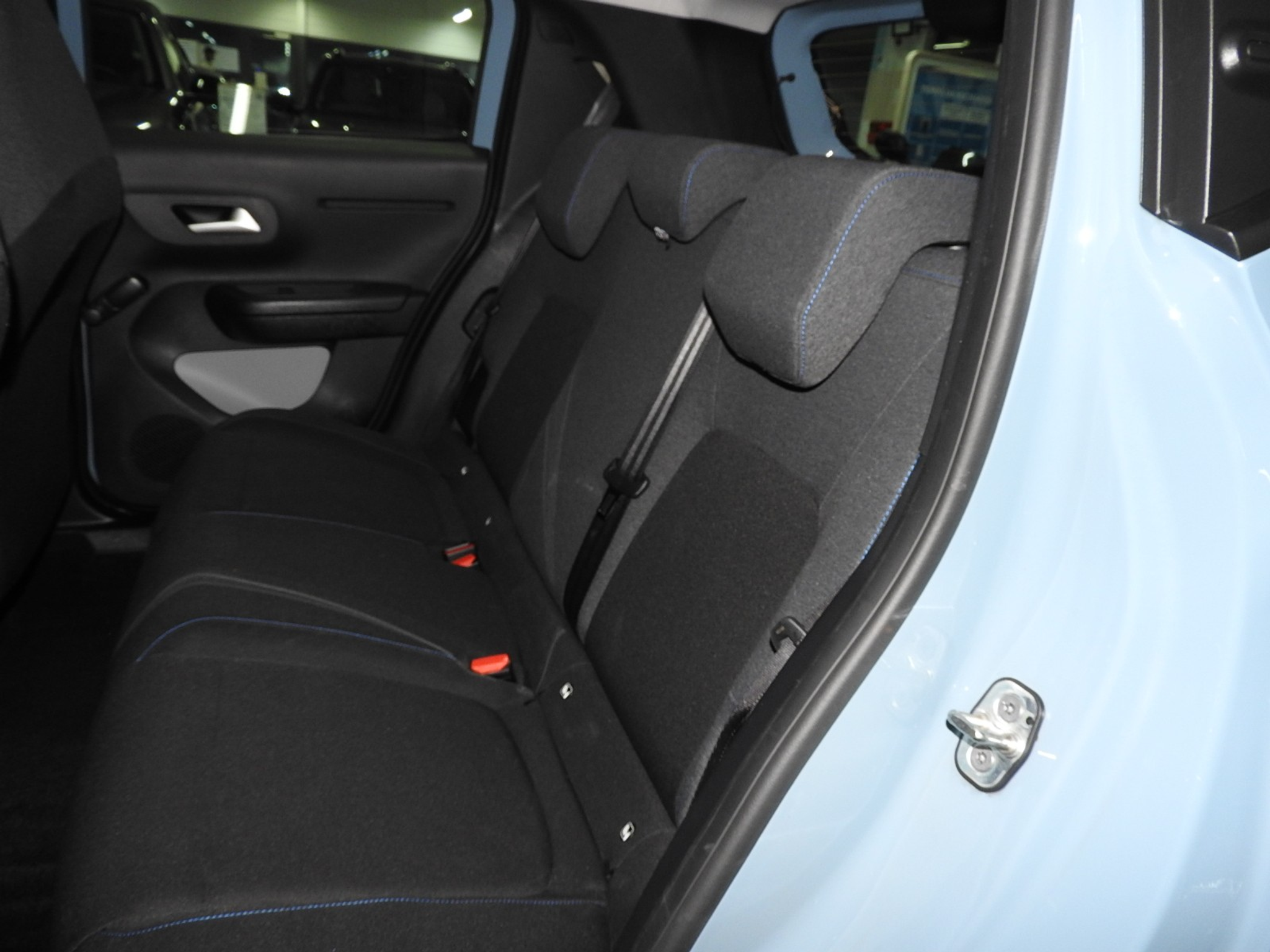 listing desktop thumbnail image 8