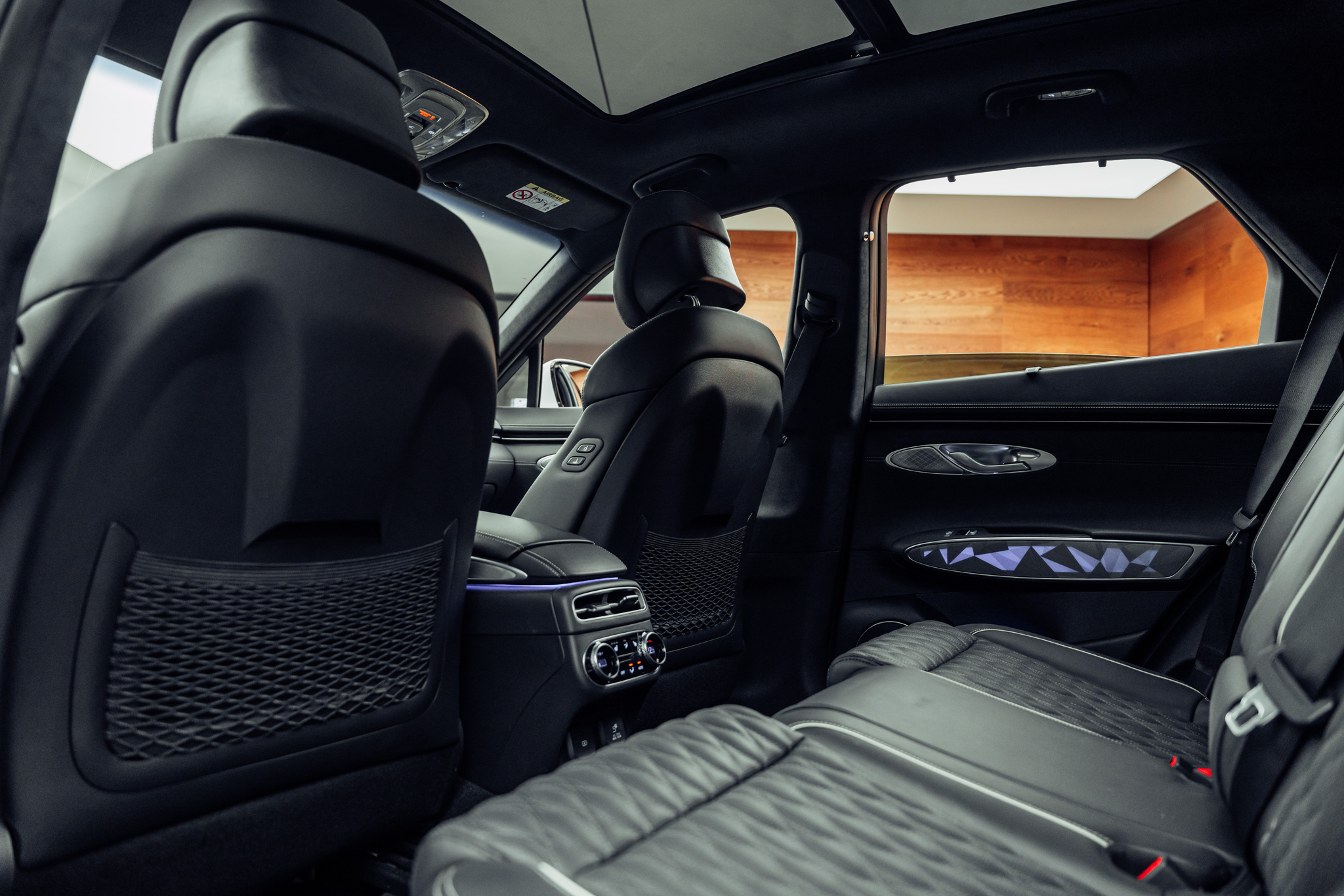 listing desktop thumbnail image 8