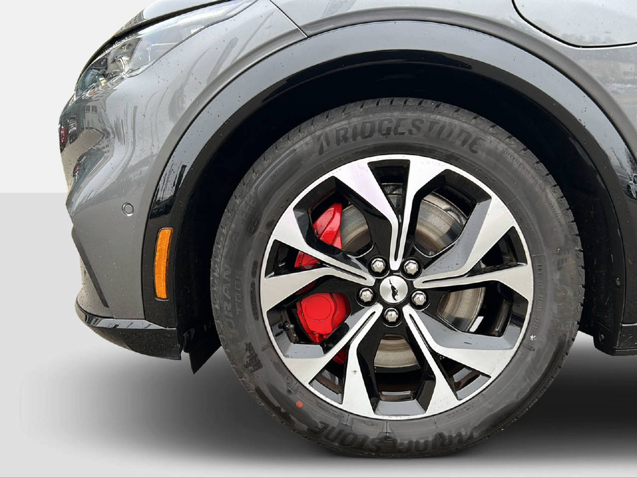 listing desktop thumbnail image 8