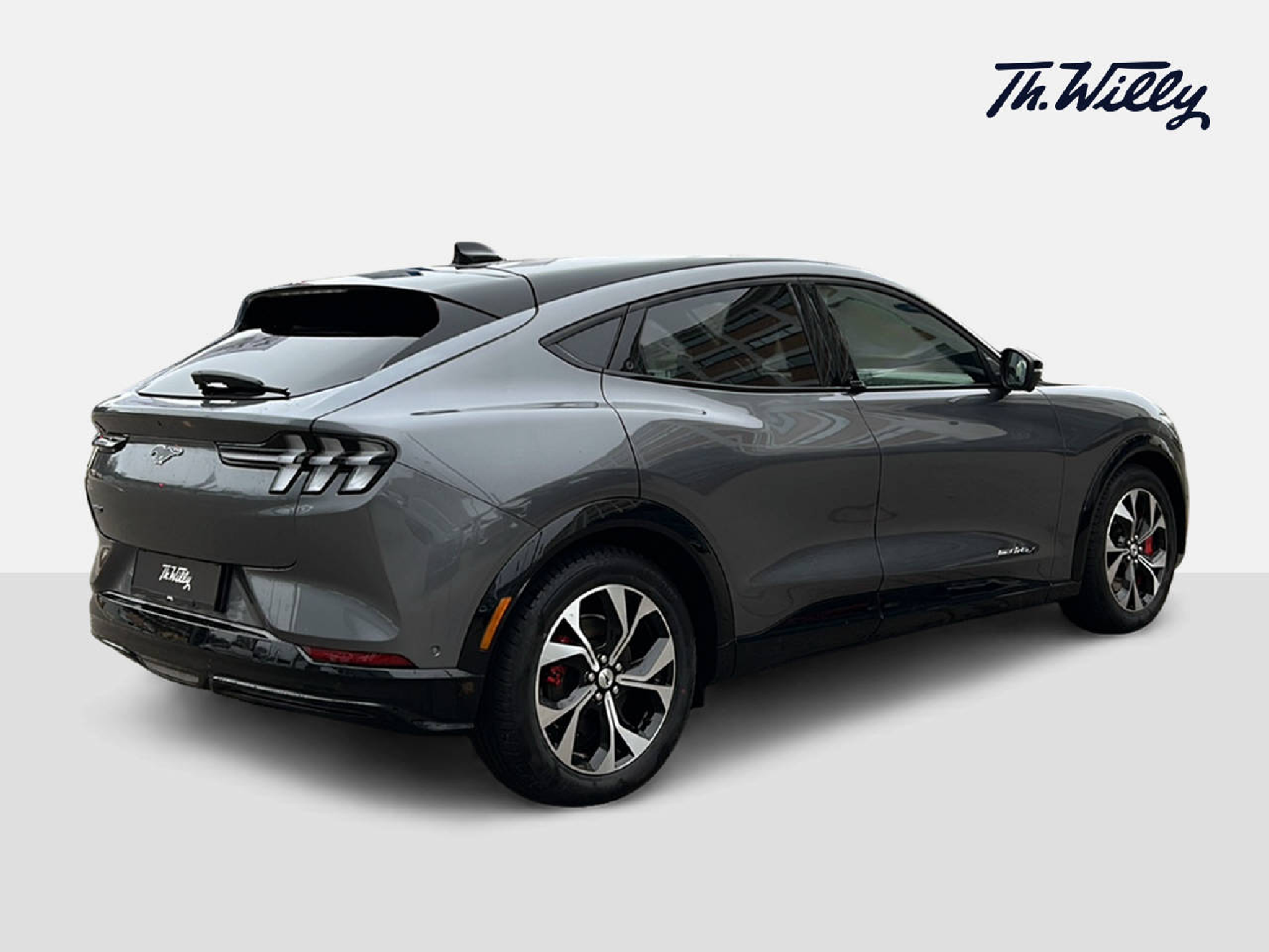 listing desktop thumbnail image 4