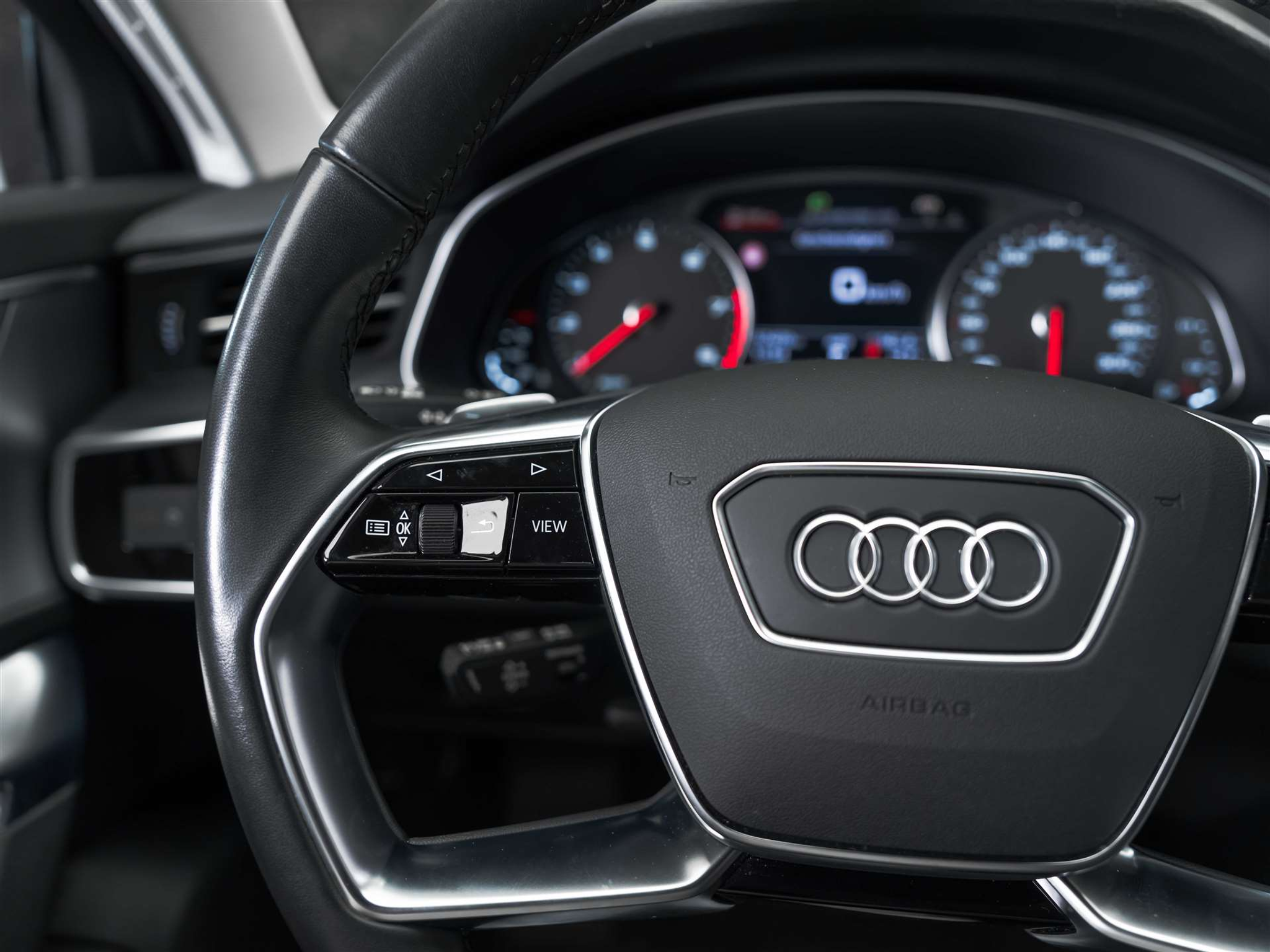 listing desktop thumbnail image 29