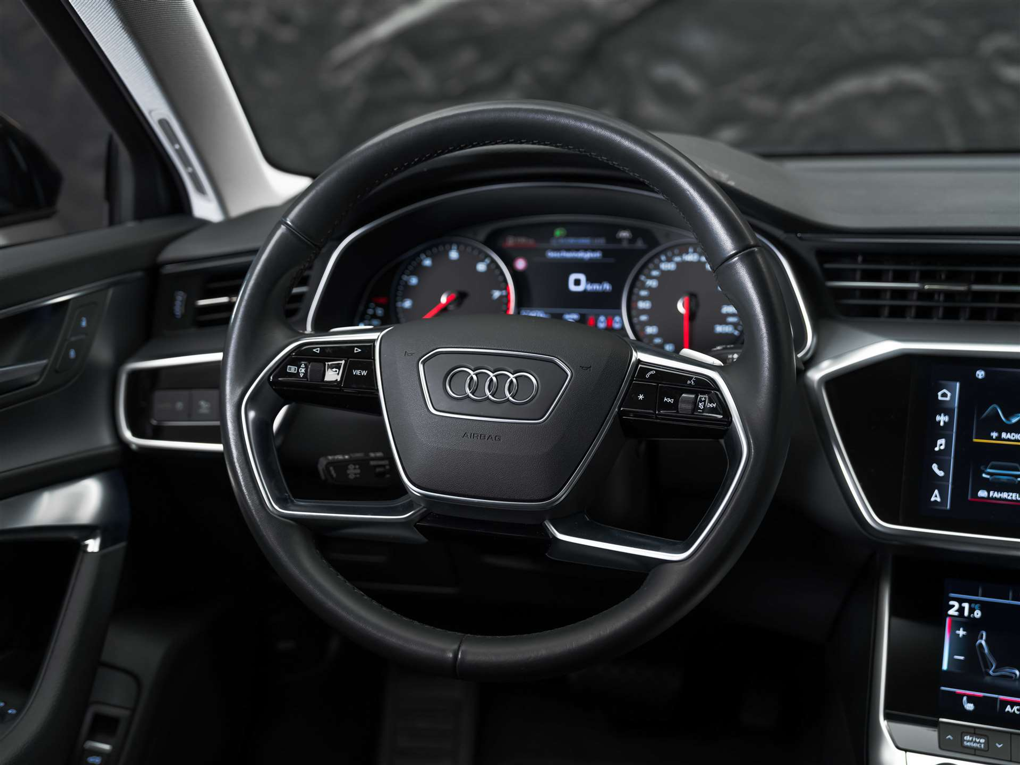 listing desktop thumbnail image 25