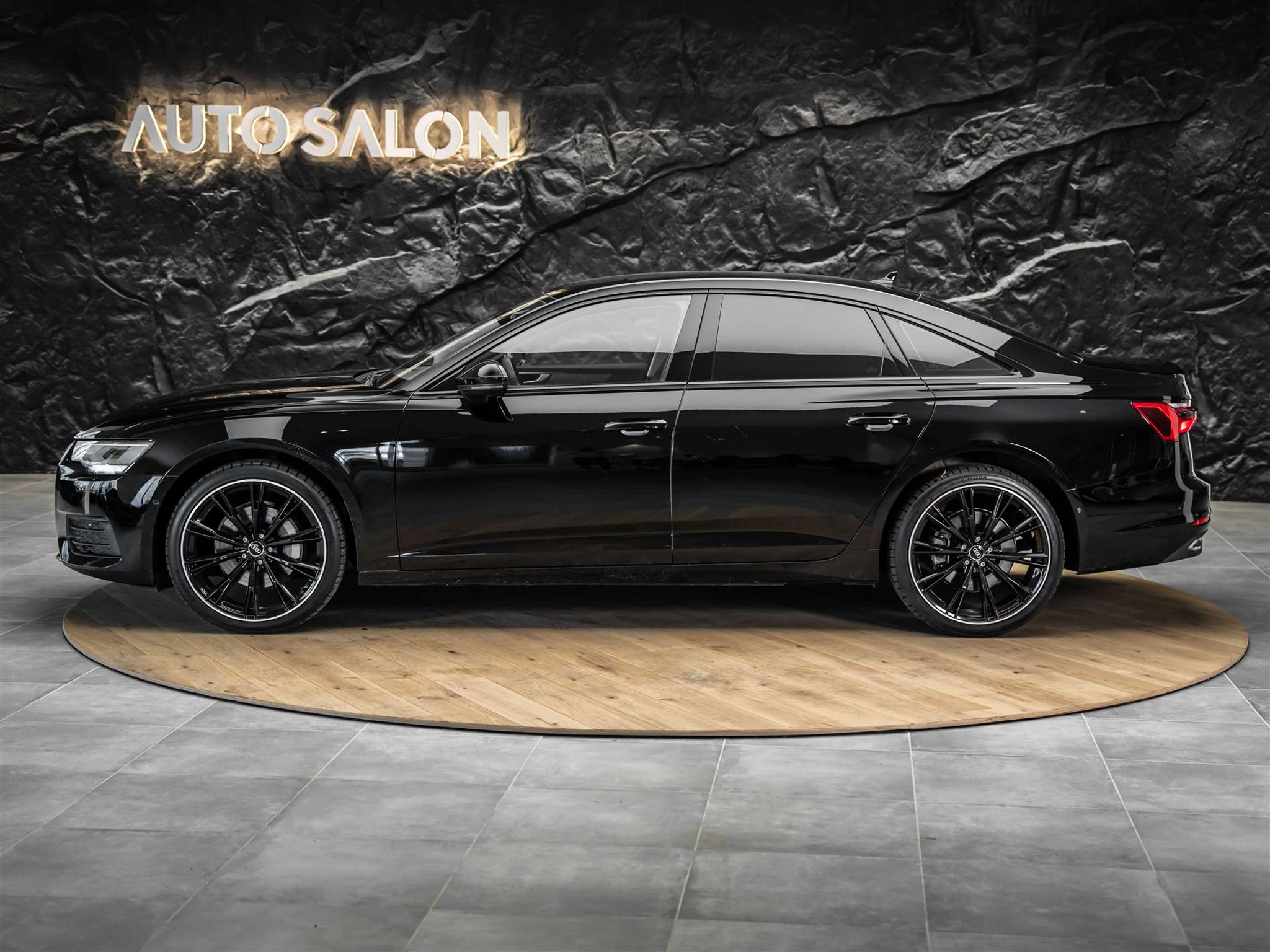 listing desktop thumbnail image 2