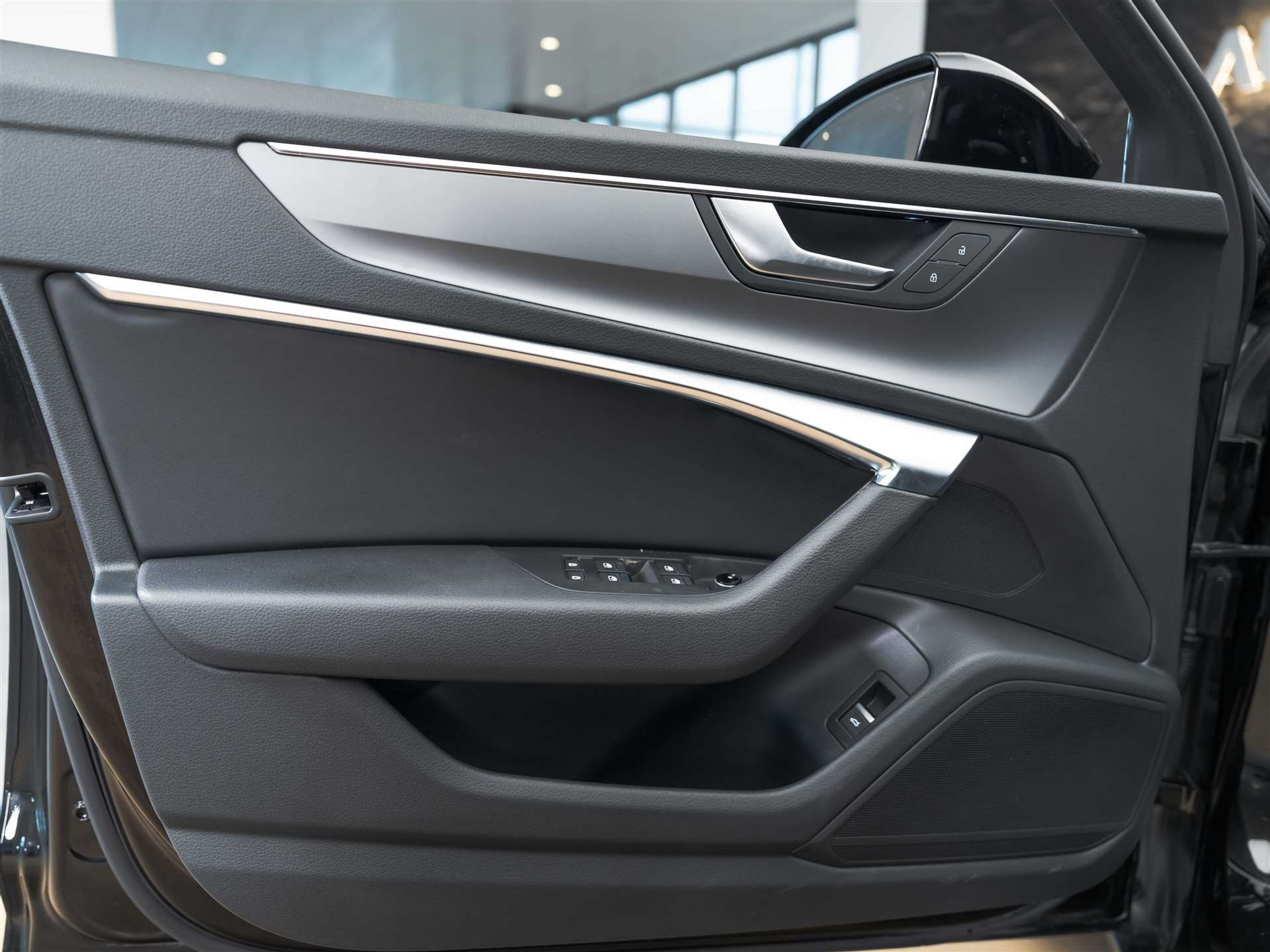 listing desktop thumbnail image 21