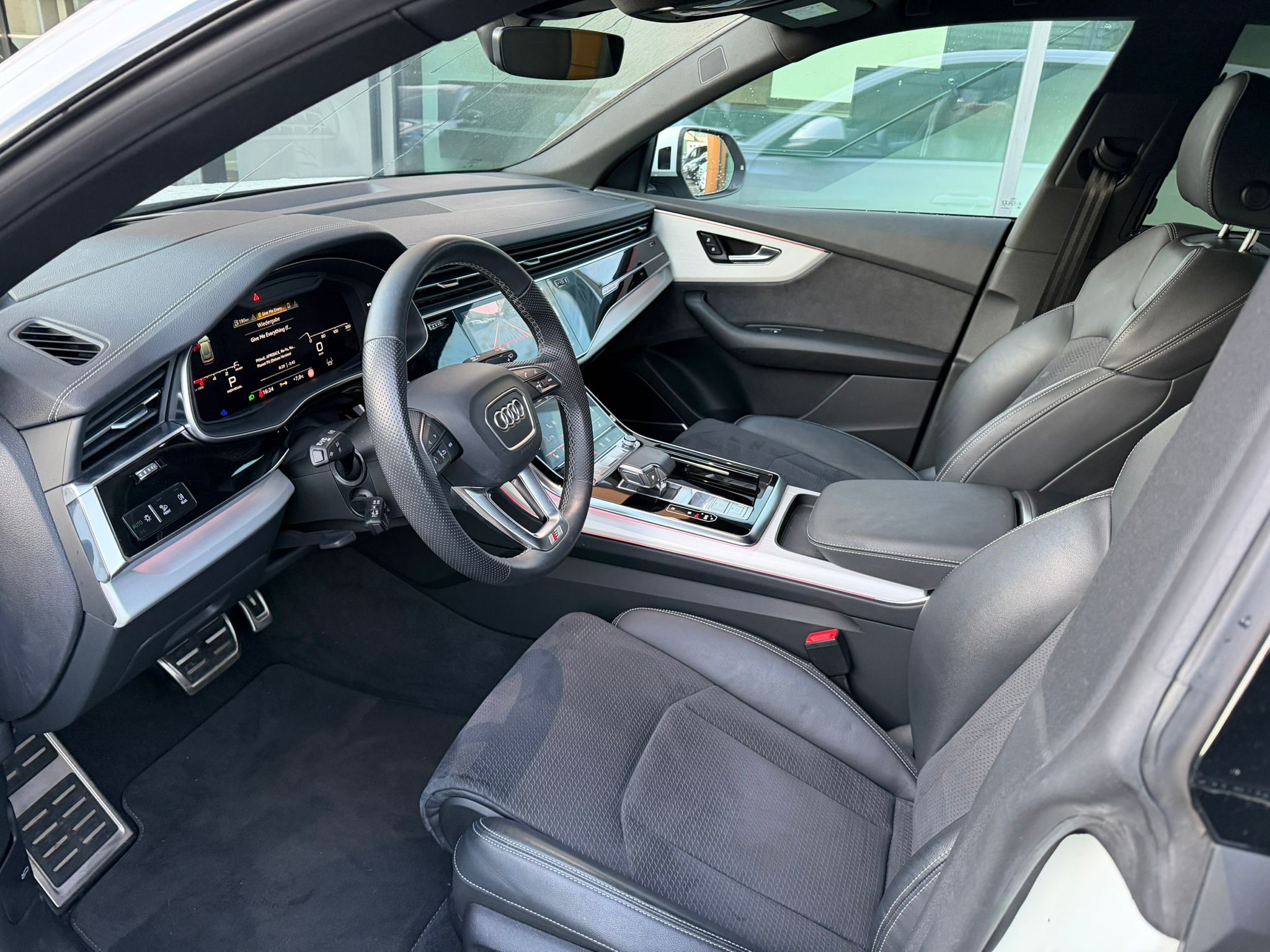 listing desktop thumbnail image 10