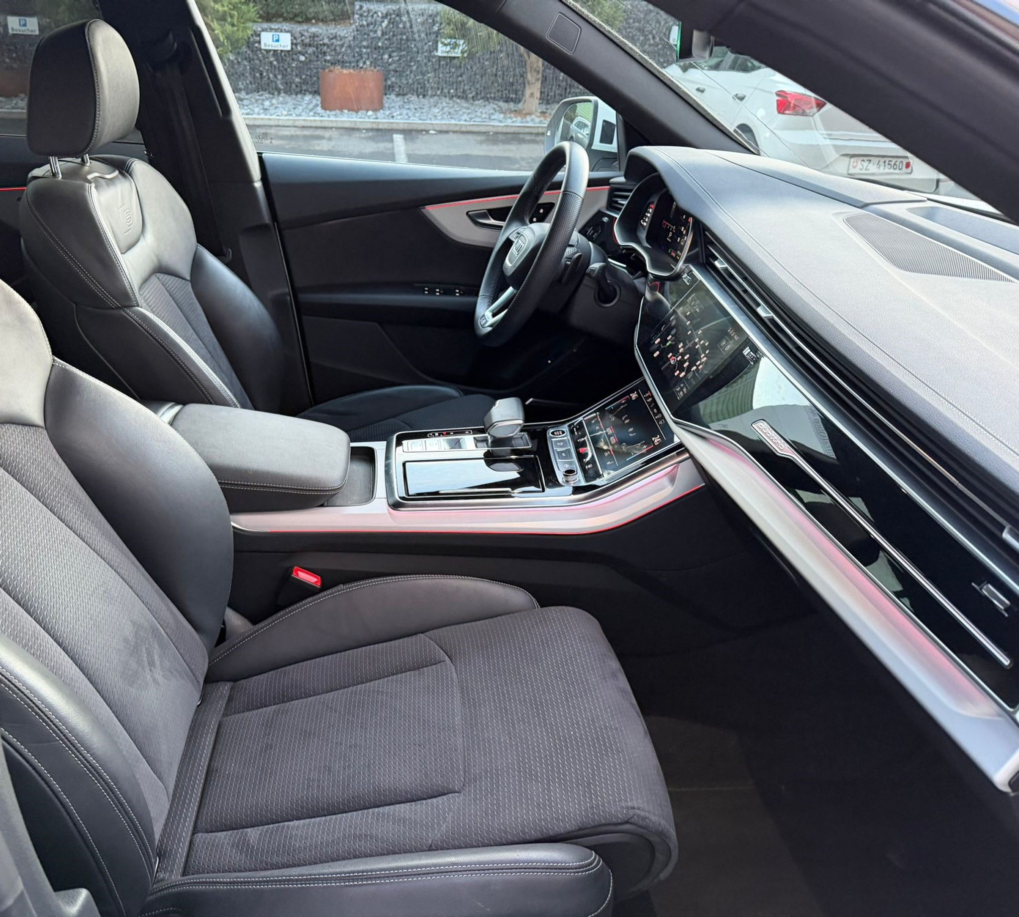 listing desktop thumbnail image 7