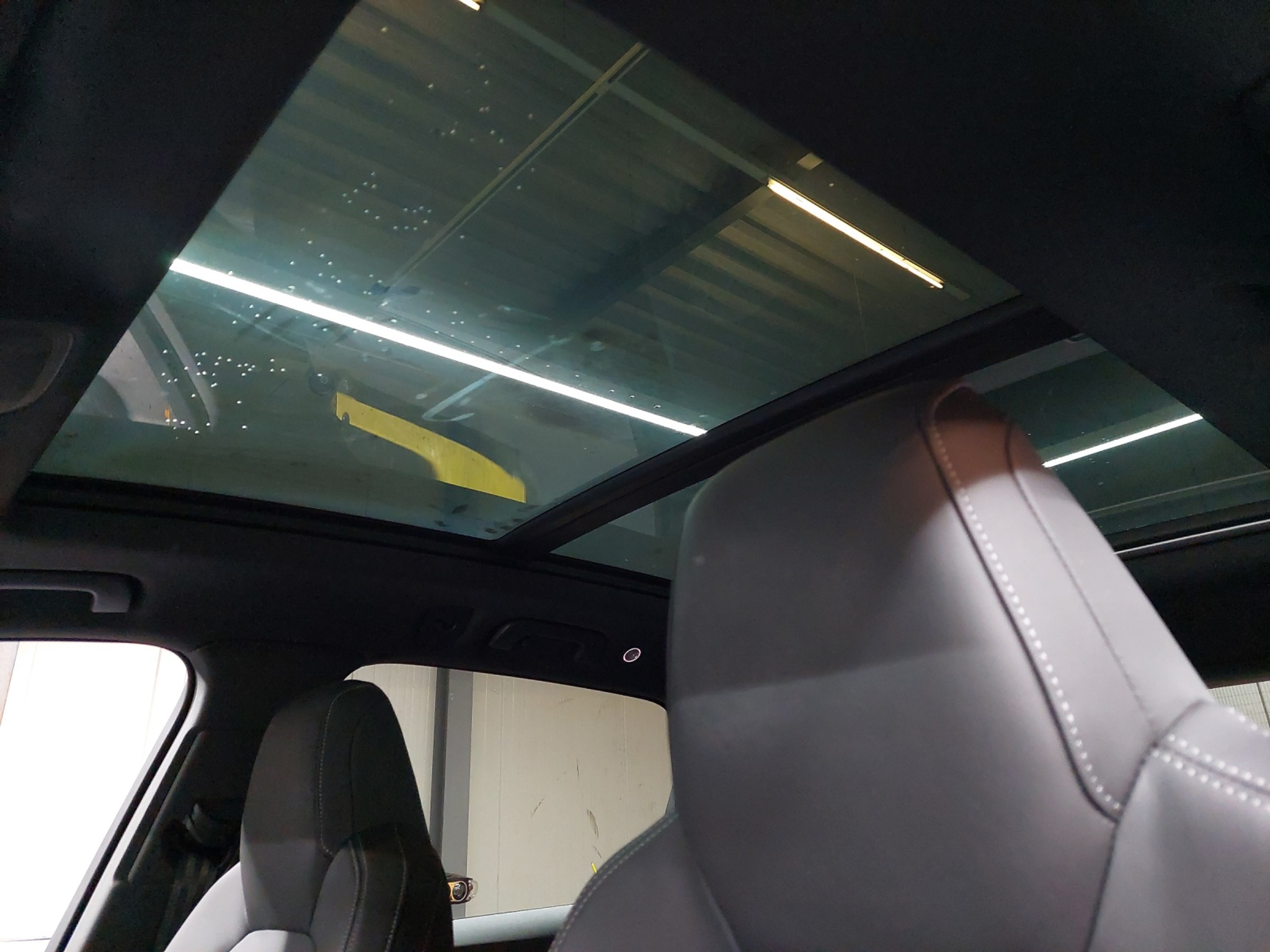 listing desktop thumbnail image 14