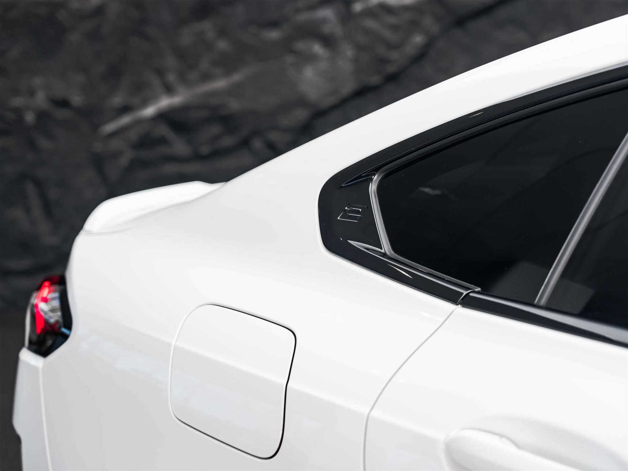 listing desktop thumbnail image 20