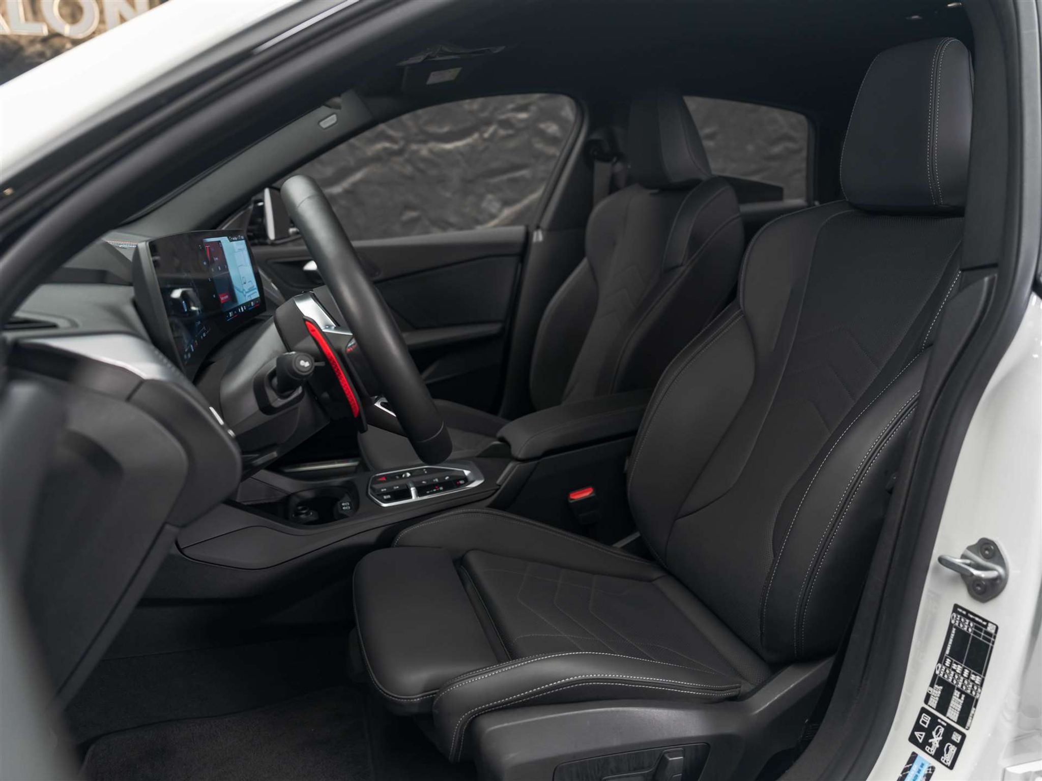 listing desktop thumbnail image 9