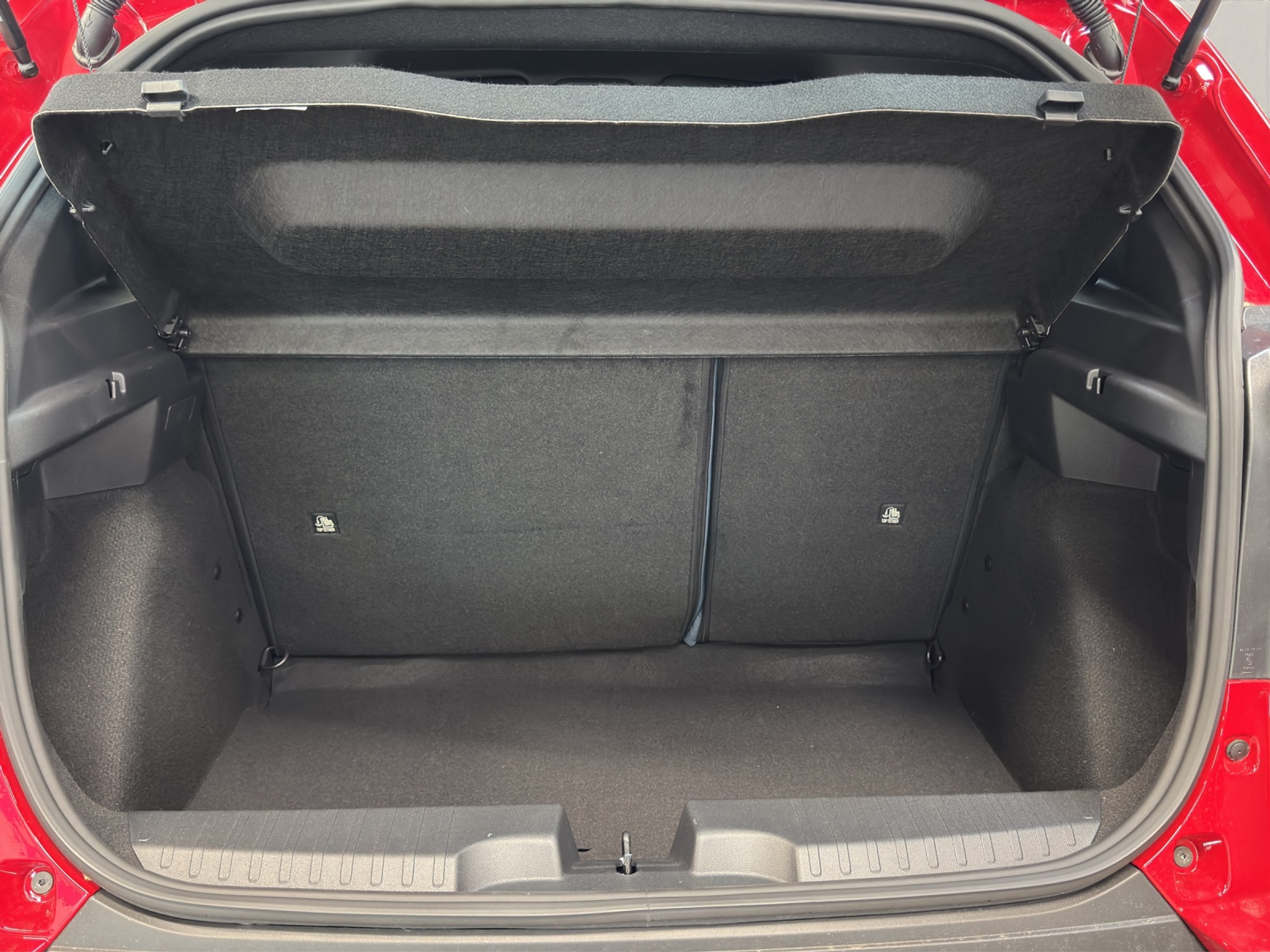 listing desktop thumbnail image 11