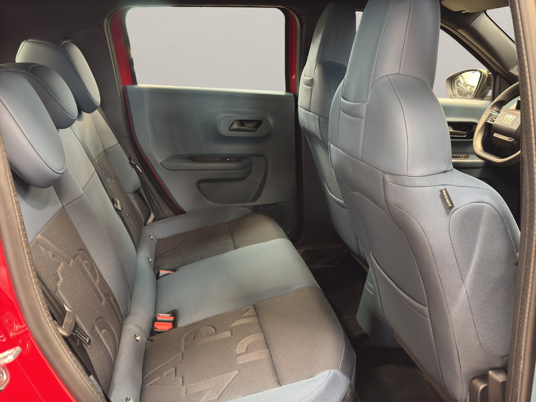 listing desktop thumbnail image 9