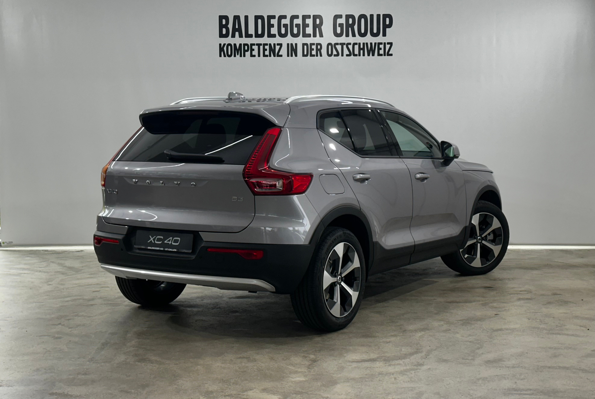 listing desktop thumbnail image 2