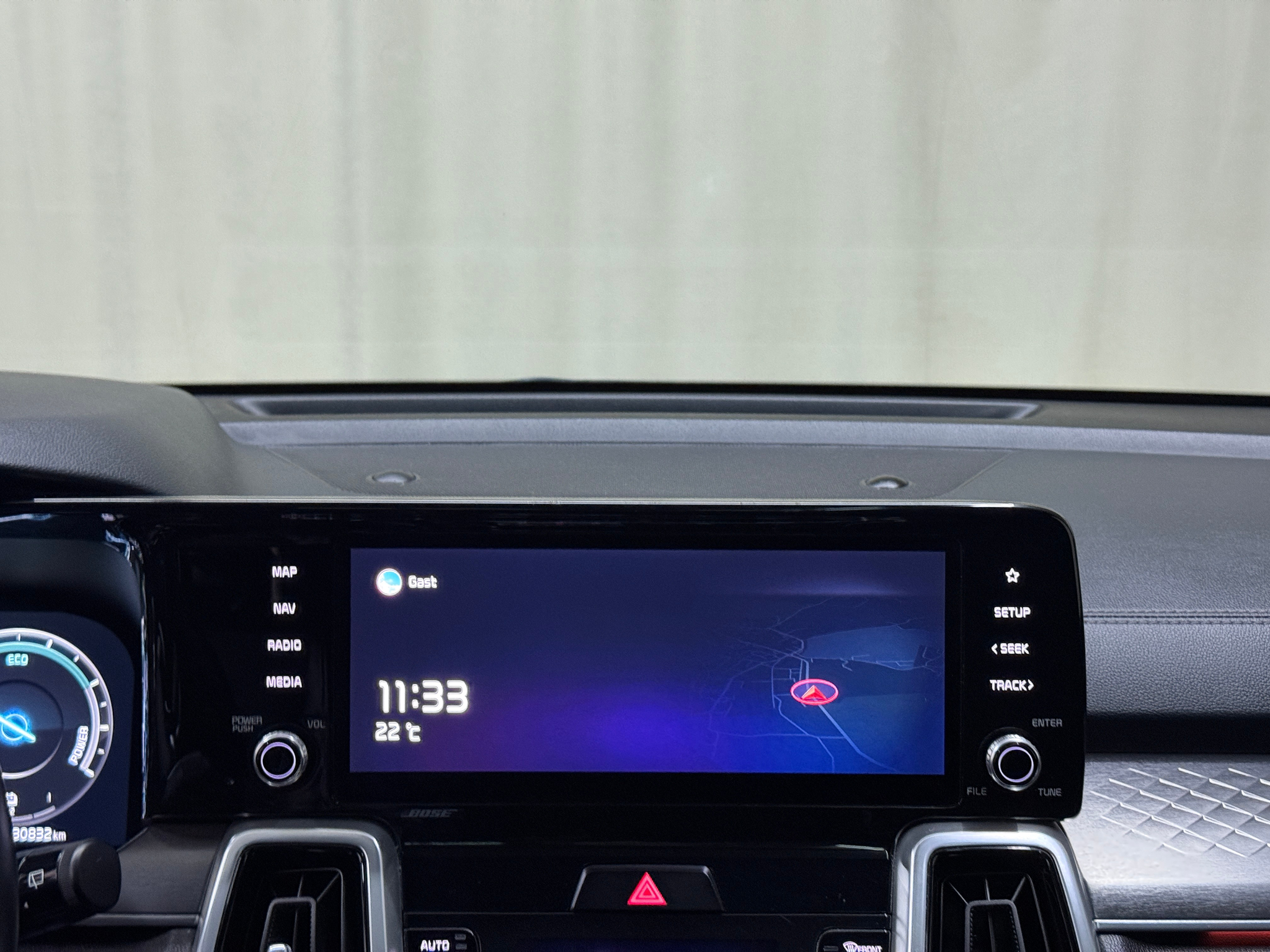 listing desktop thumbnail image 12