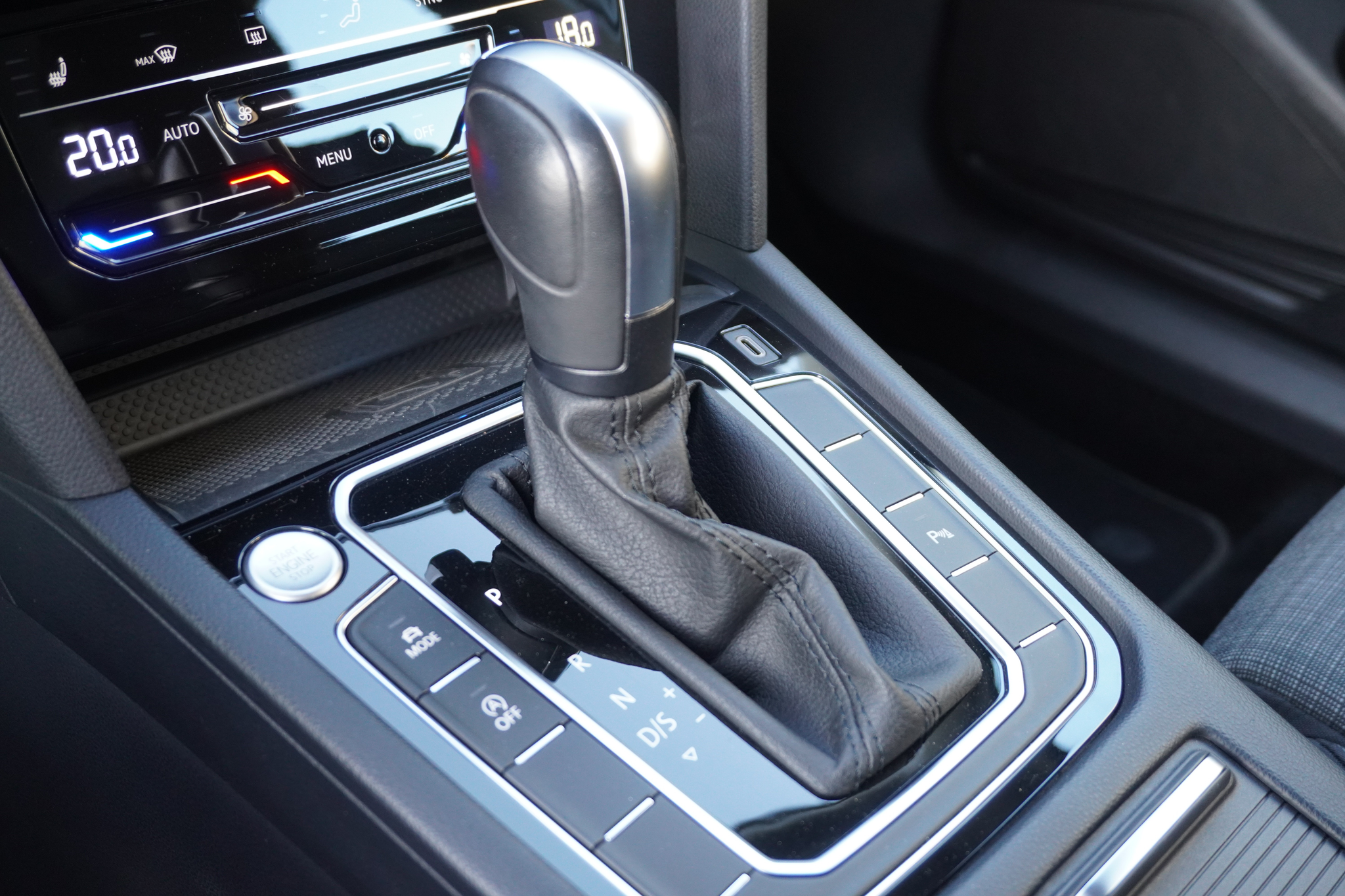 listing desktop thumbnail image 13