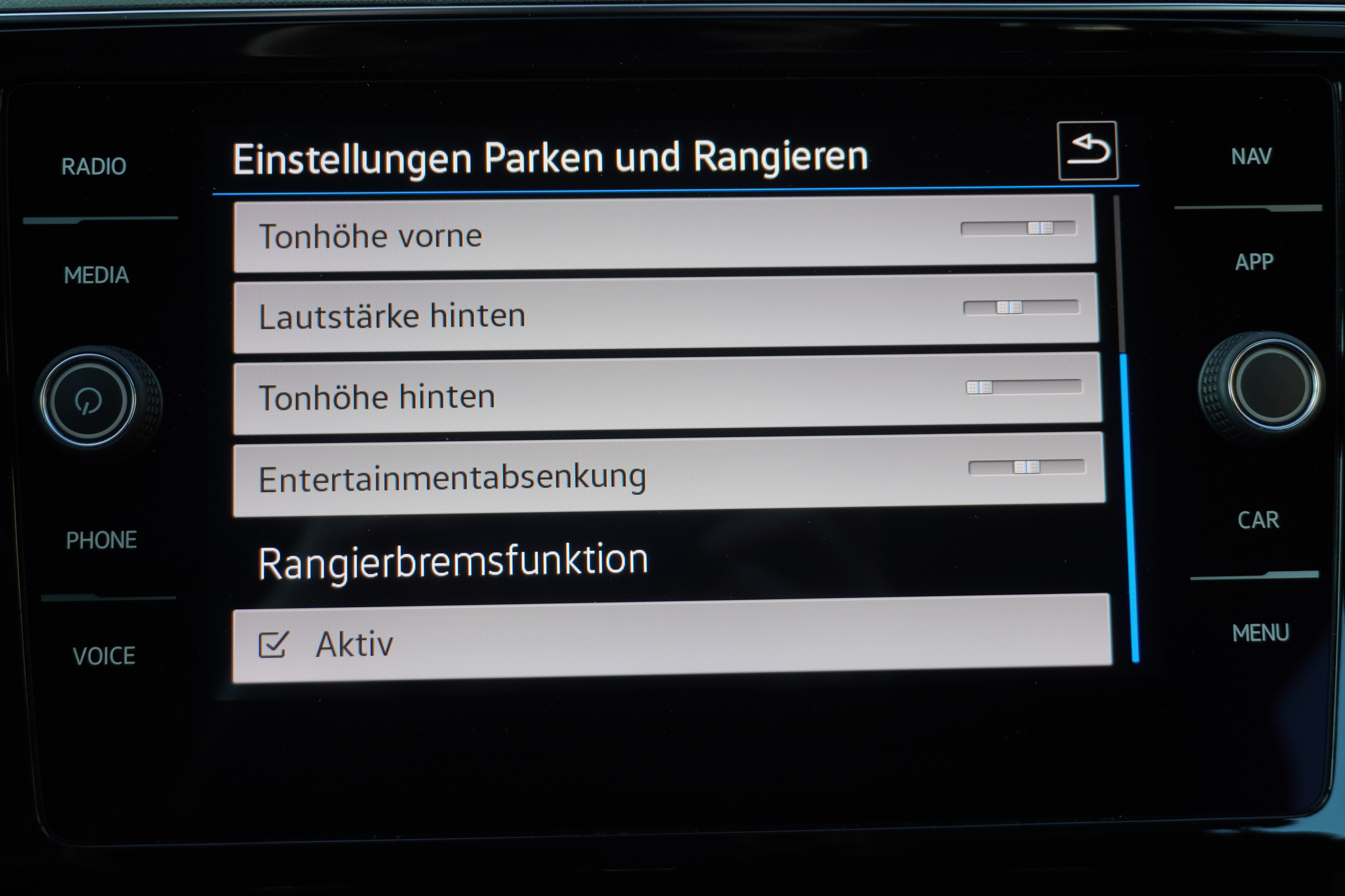 listing desktop thumbnail image 20