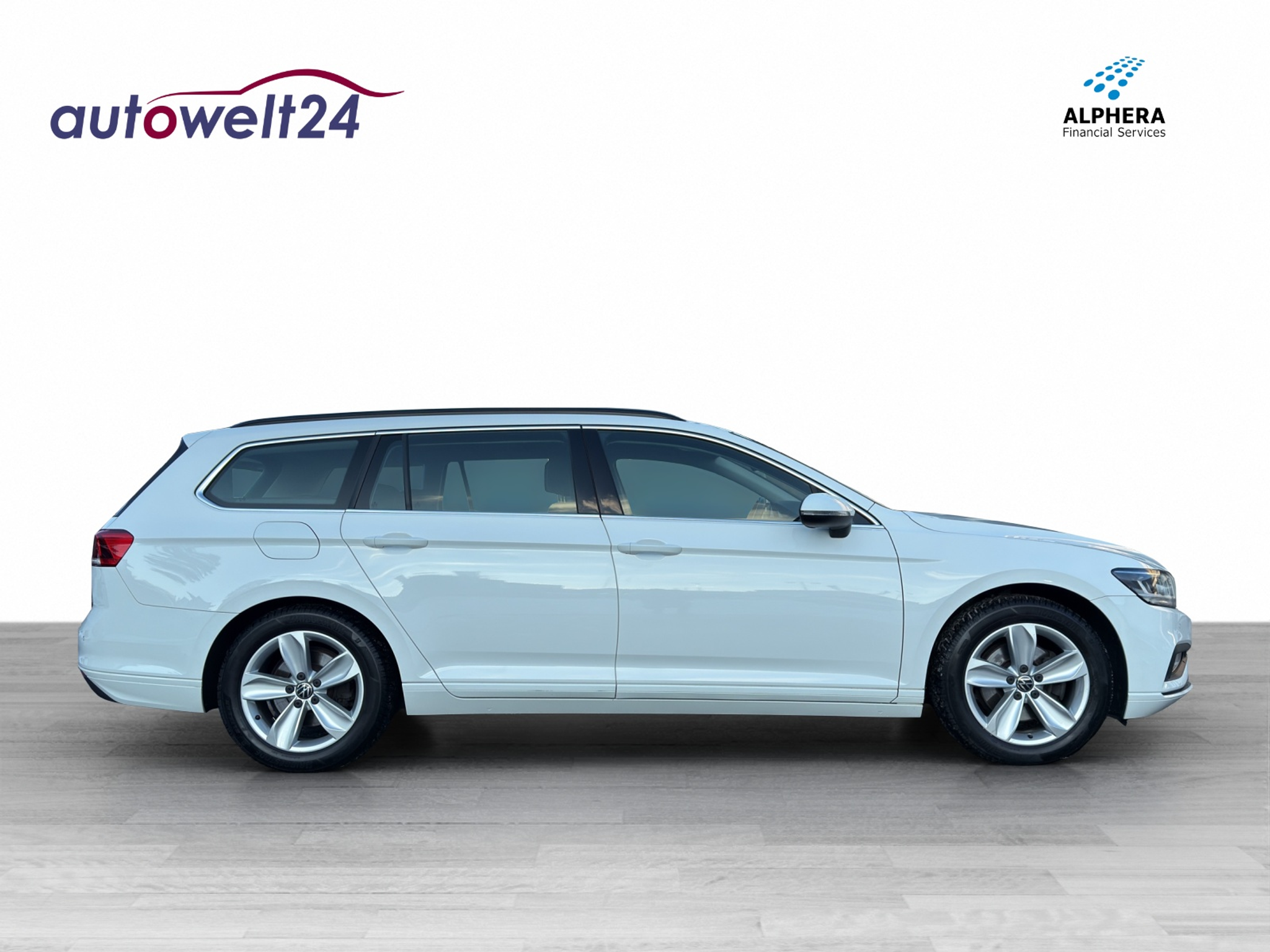 listing desktop thumbnail image 3