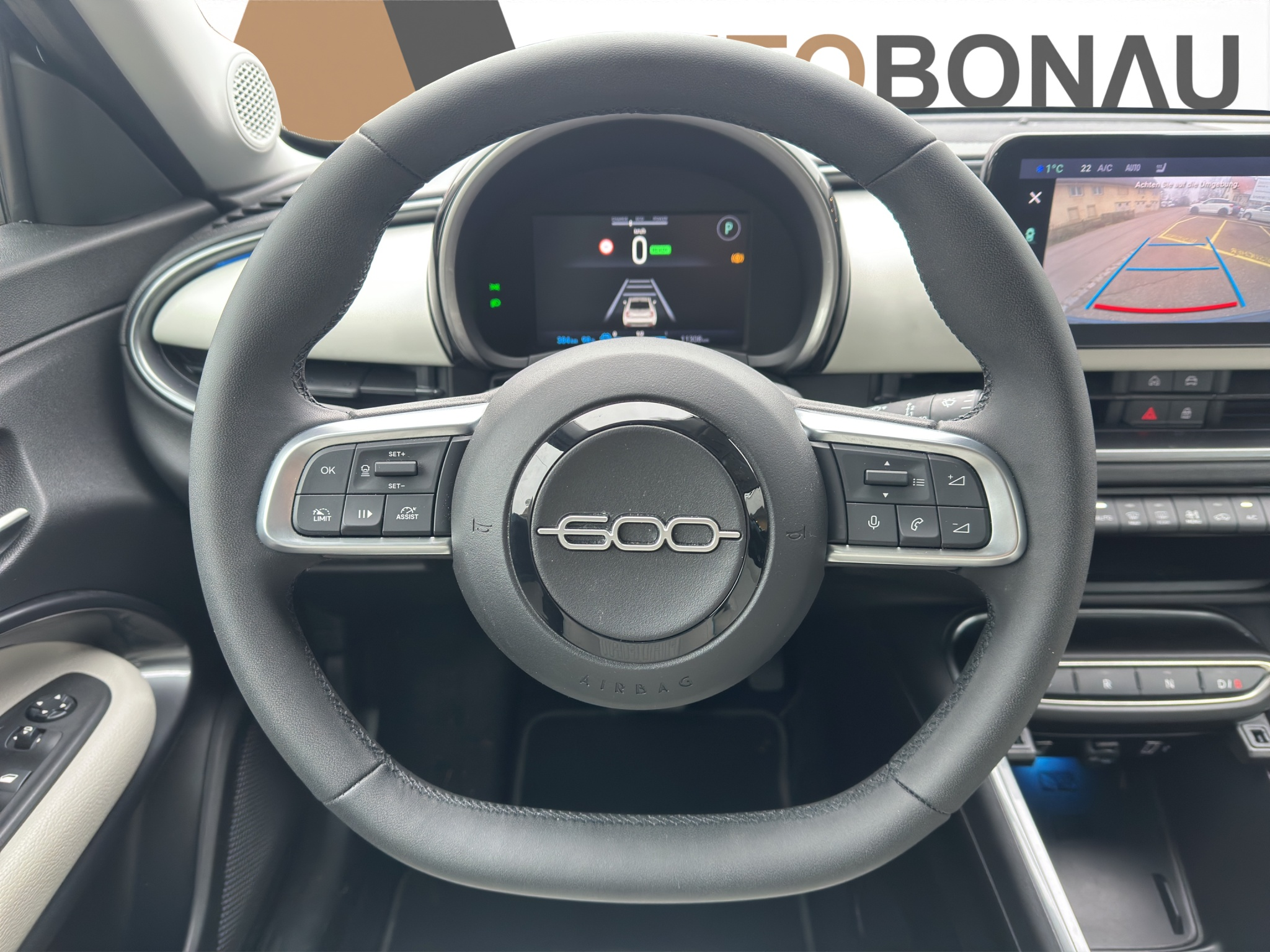 listing desktop thumbnail image 13