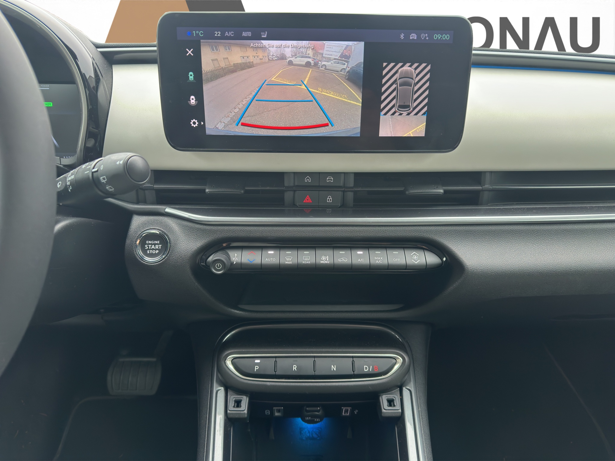 listing desktop thumbnail image 16