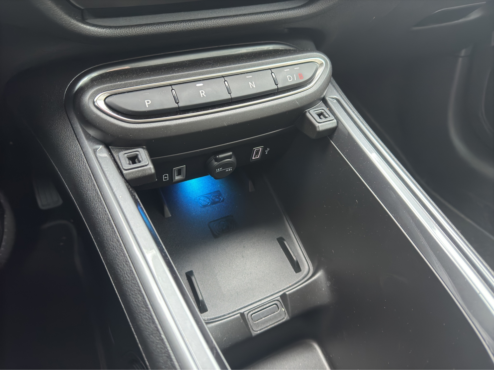 listing desktop thumbnail image 25