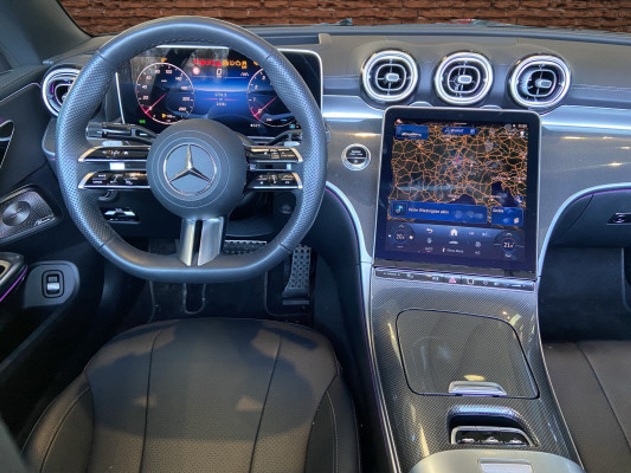 listing desktop thumbnail image 9