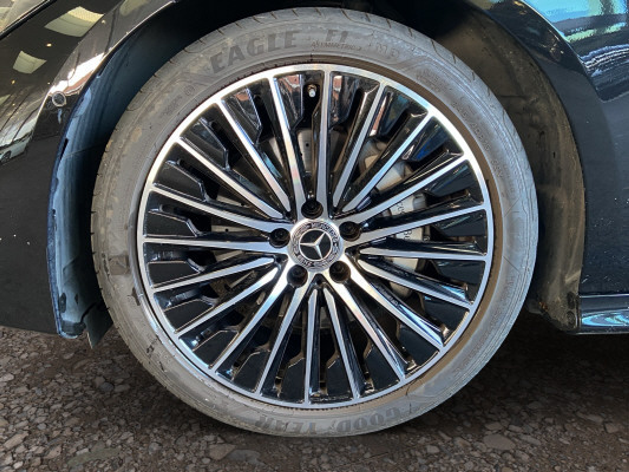 listing desktop thumbnail image 7