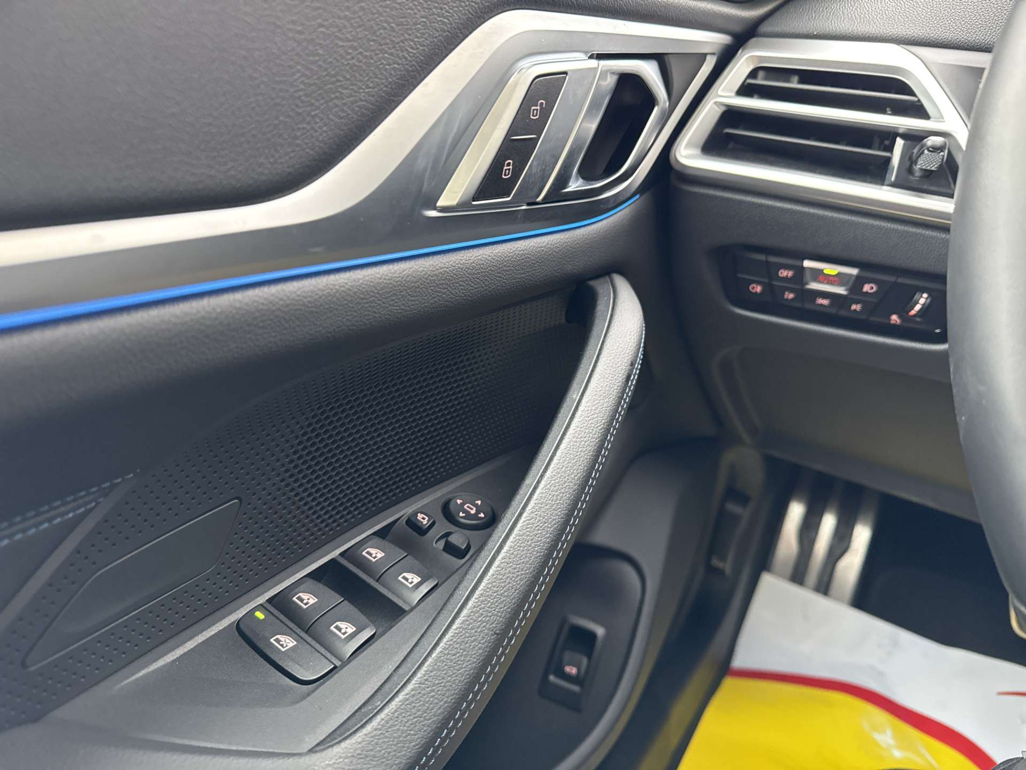 listing desktop thumbnail image 15