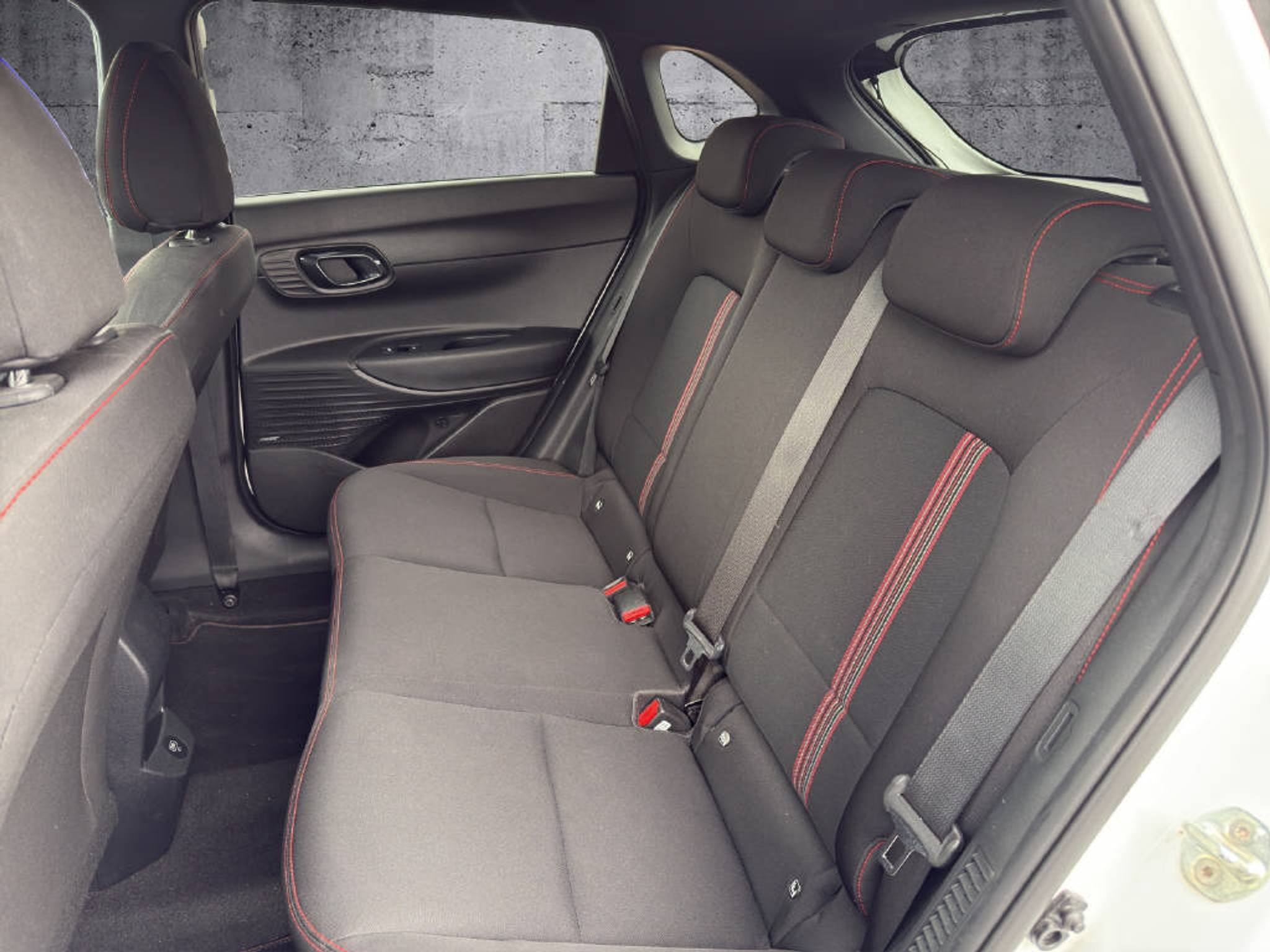 listing desktop thumbnail image 9