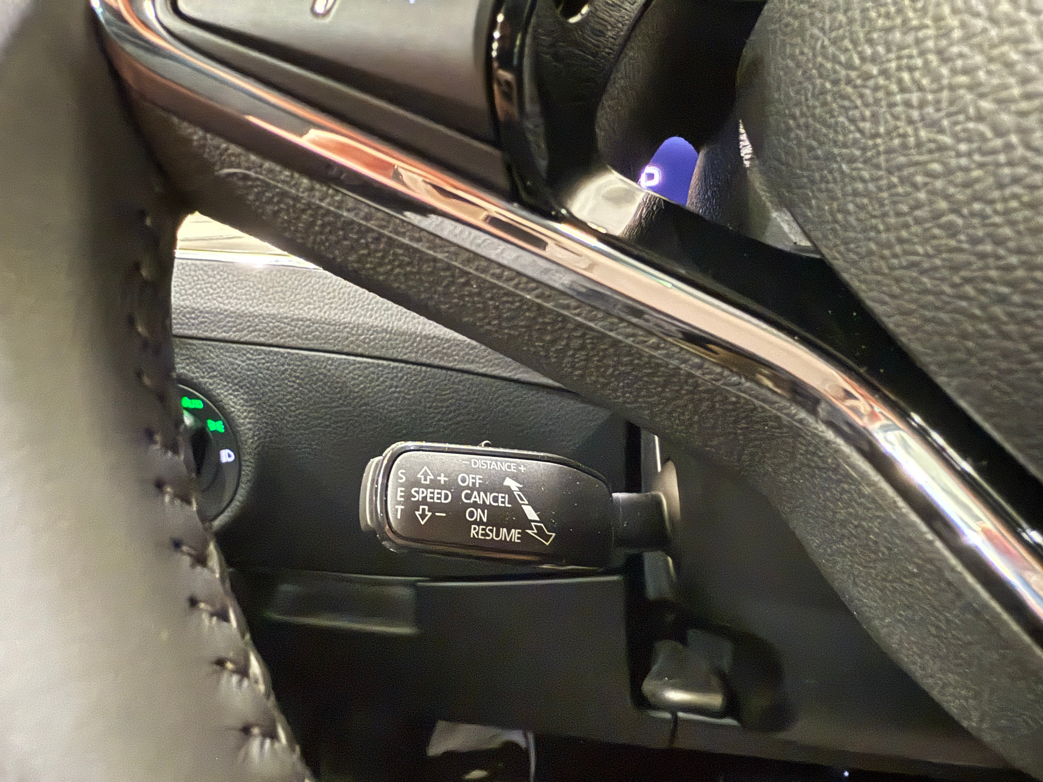 listing desktop thumbnail image 9